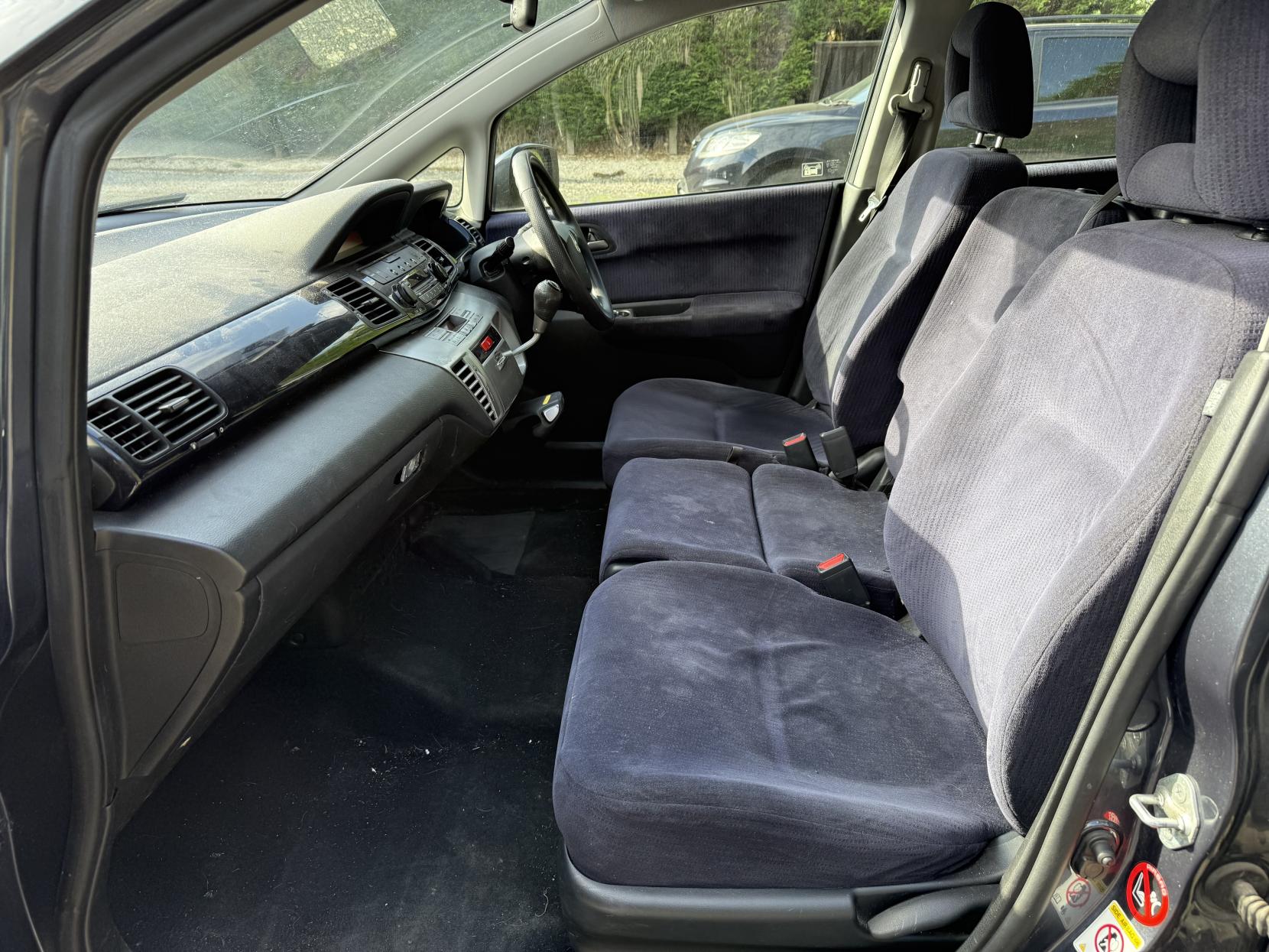Honda FR-V 2.2 i-CDTi SE MPV 5dr Diesel Manual (167 g/km, 138 bhp)