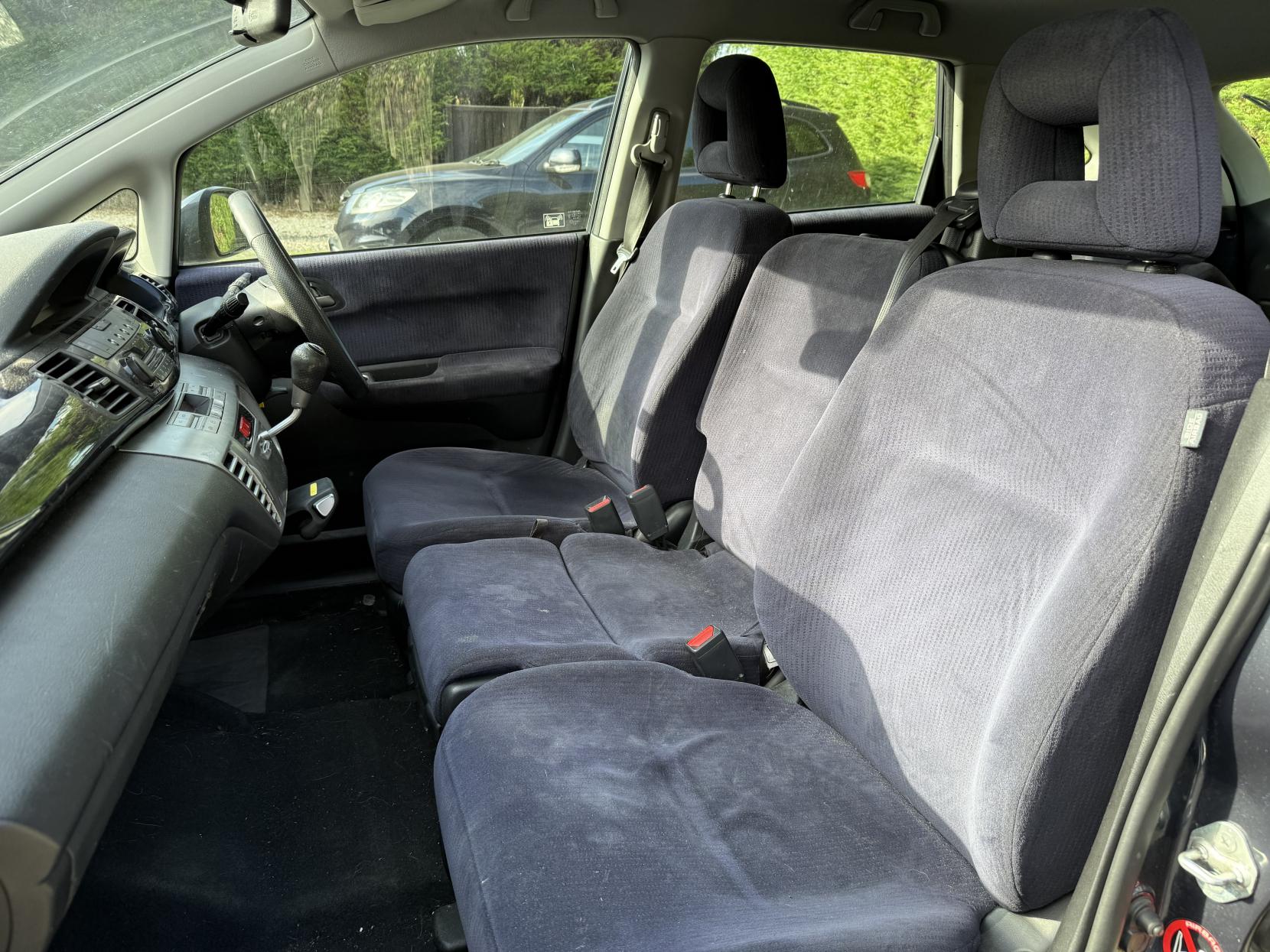 Honda FR-V 2.2 i-CDTi SE MPV 5dr Diesel Manual (167 g/km, 138 bhp)