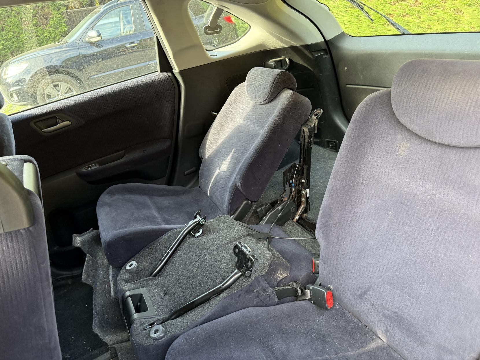 Honda FR-V 2.2 i-CDTi SE MPV 5dr Diesel Manual (167 g/km, 138 bhp)
