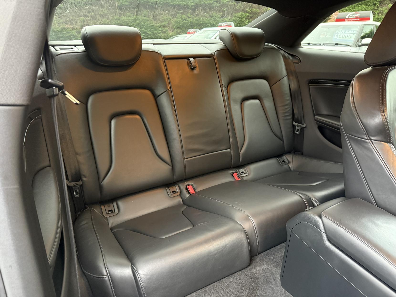 Audi A5 2.0 TDI Black Edition Coupe 2dr Diesel Multitronic Euro 5 (s/s) (177 ps)