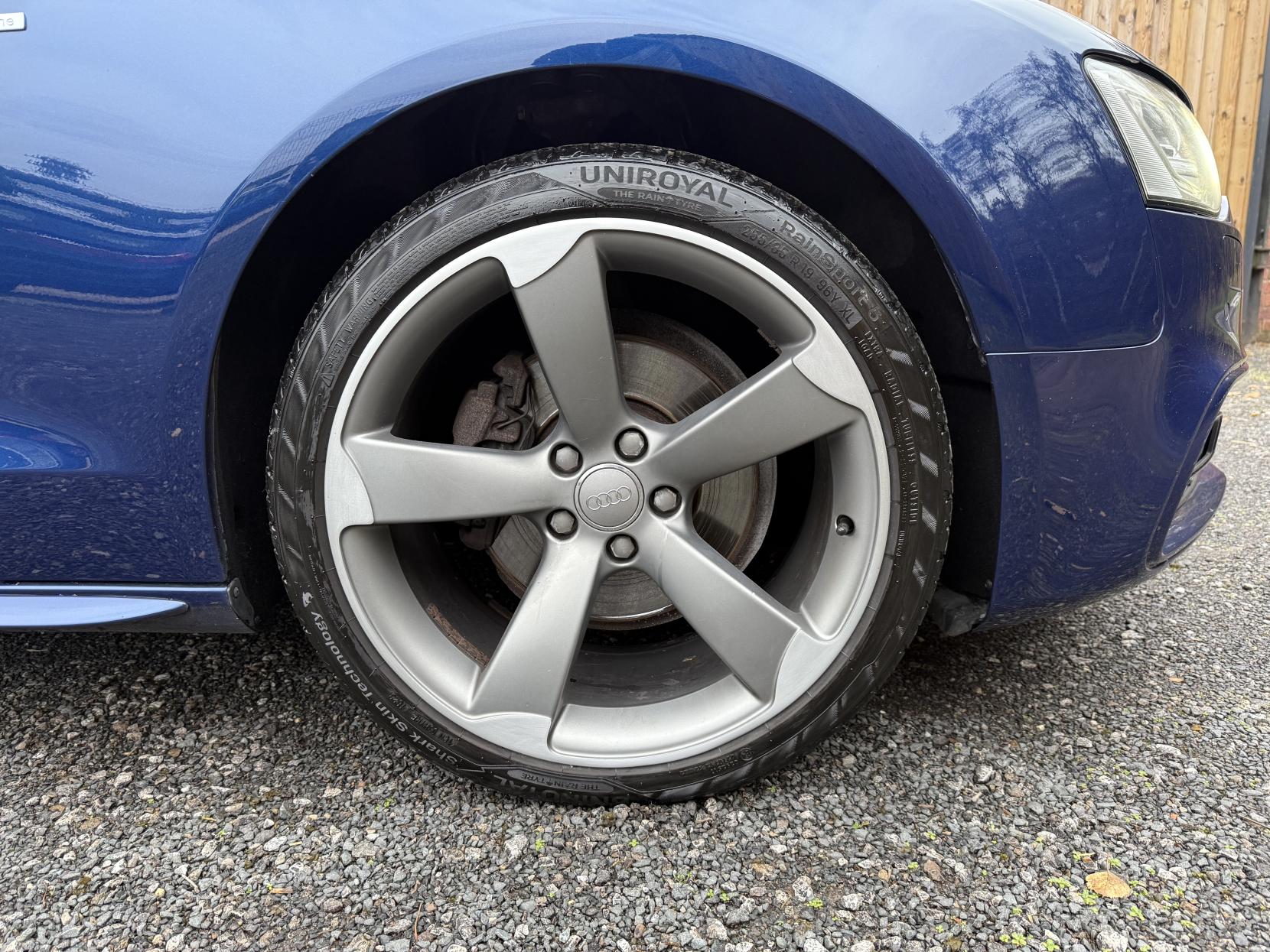 Audi A5 2.0 TDI Black Edition Coupe 2dr Diesel Multitronic Euro 5 (s/s) (177 ps)