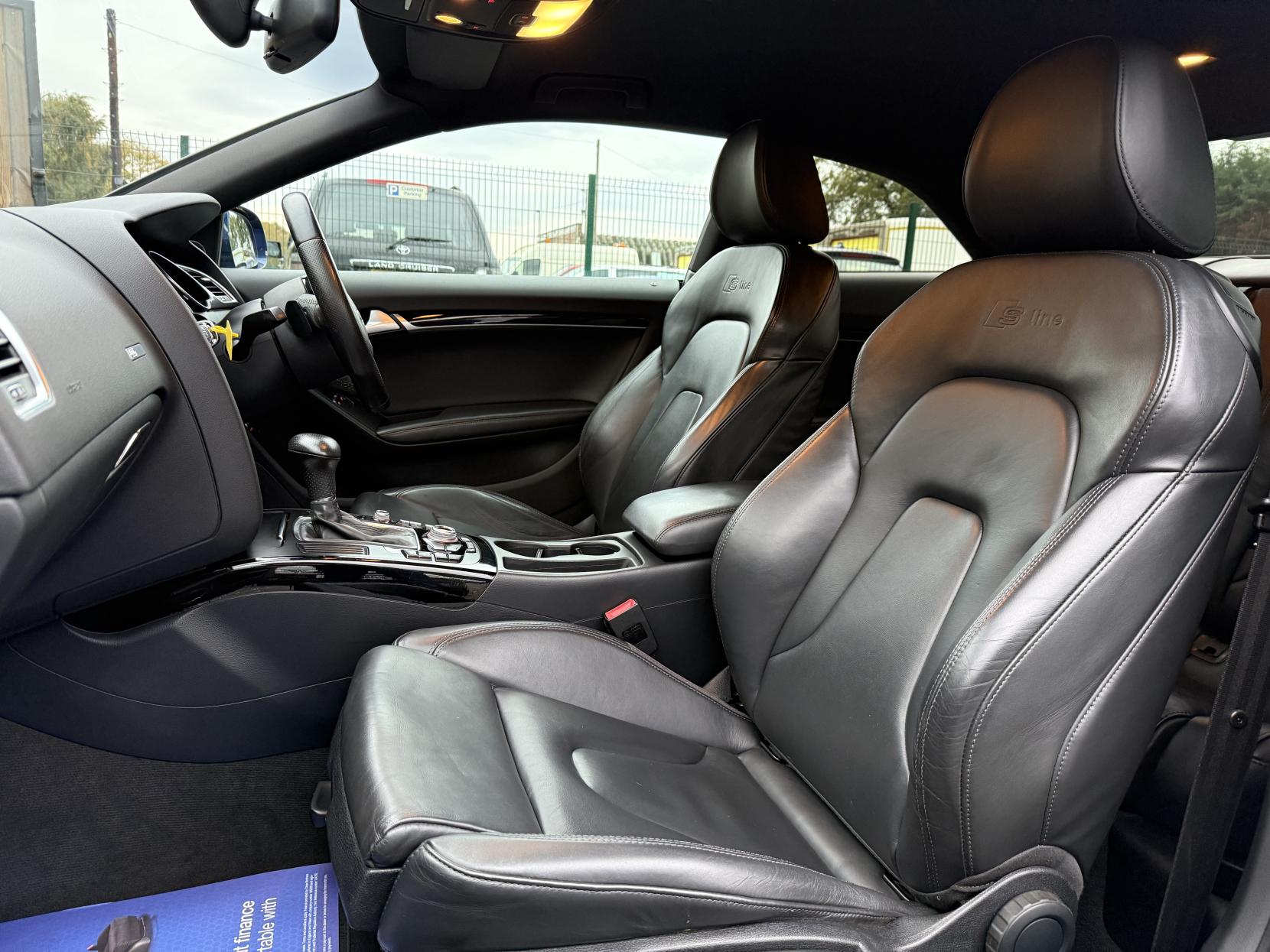 Audi A5 2.0 TDI Black Edition Coupe 2dr Diesel Multitronic Euro 5 (s/s) (177 ps)