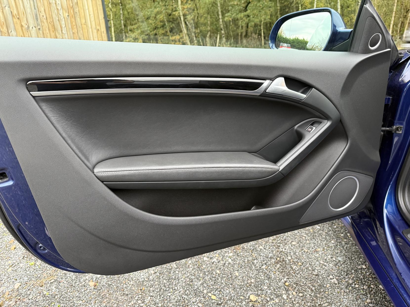 Audi A5 2.0 TDI Black Edition Coupe 2dr Diesel Multitronic Euro 5 (s/s) (177 ps)