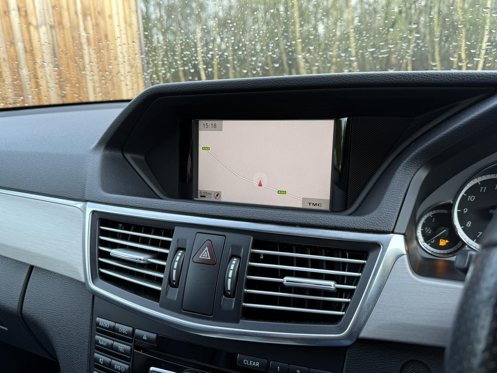 Mercedes-Benz E Class 2.1 E250 CDI BlueEfficiency Sport Estate 5dr Diesel Tiptronic Euro 5 (204 ps)