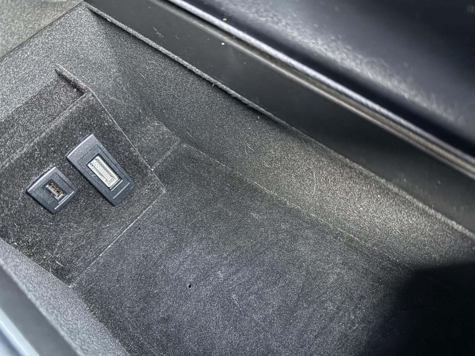 Mercedes-Benz E Class 2.1 E250 CDI BlueEfficiency Sport Estate 5dr Diesel Tiptronic Euro 5 (204 ps)