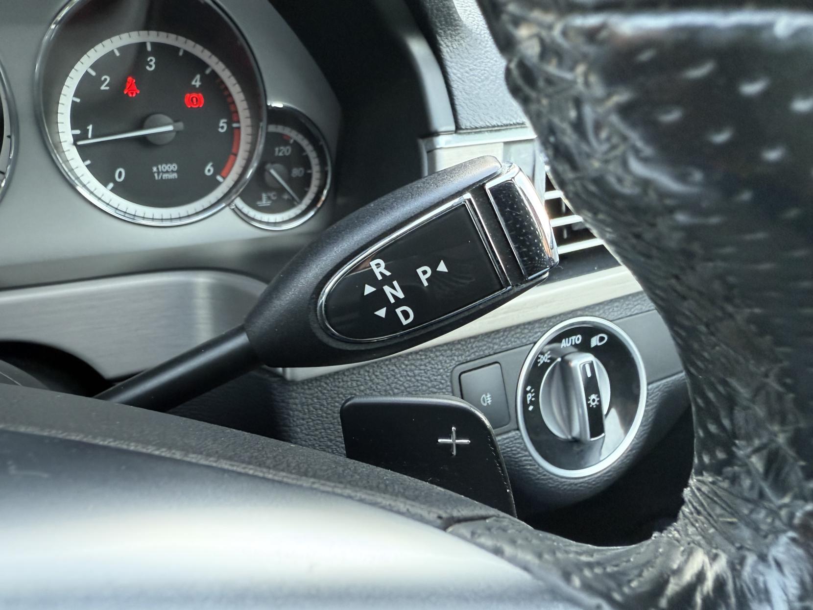 Mercedes-Benz E Class 2.1 E250 CDI BlueEfficiency Sport Estate 5dr Diesel Tiptronic Euro 5 (204 ps)