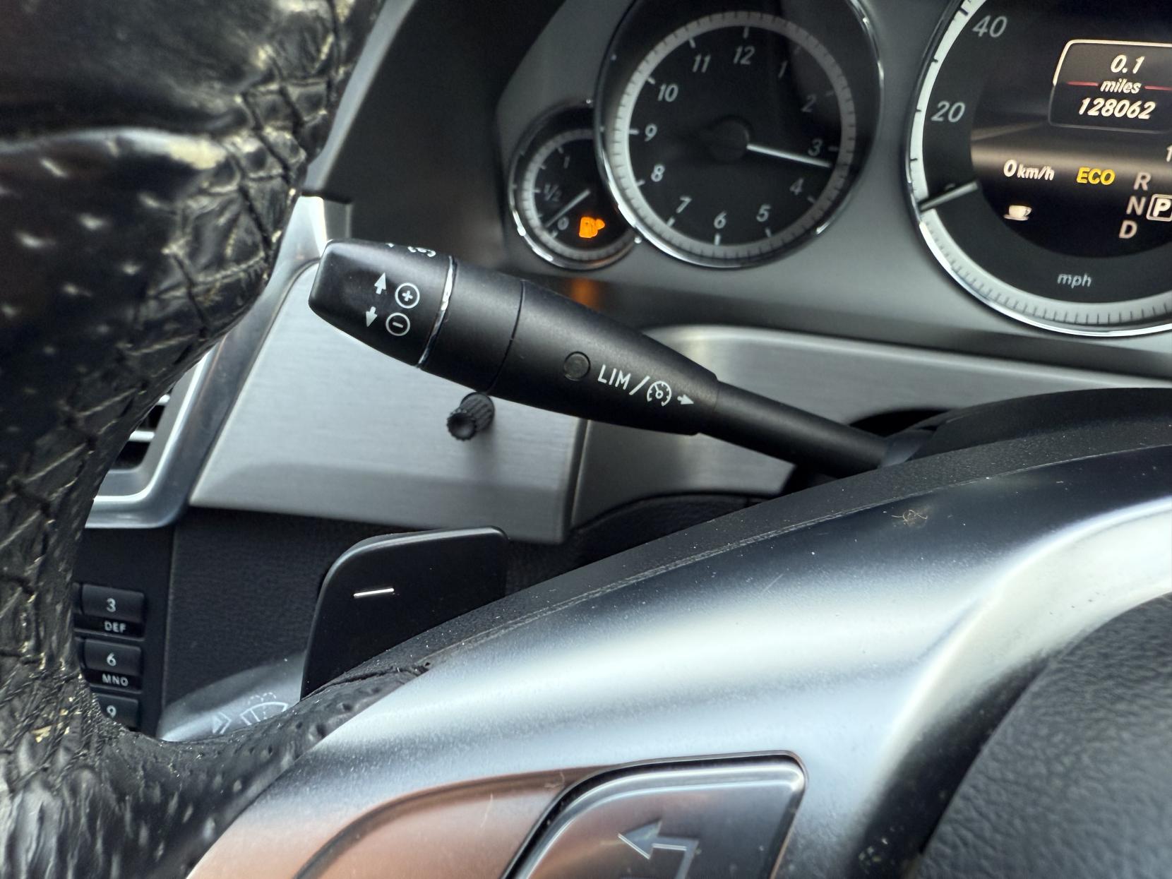 Mercedes-Benz E Class 2.1 E250 CDI BlueEfficiency Sport Estate 5dr Diesel Tiptronic Euro 5 (204 ps)