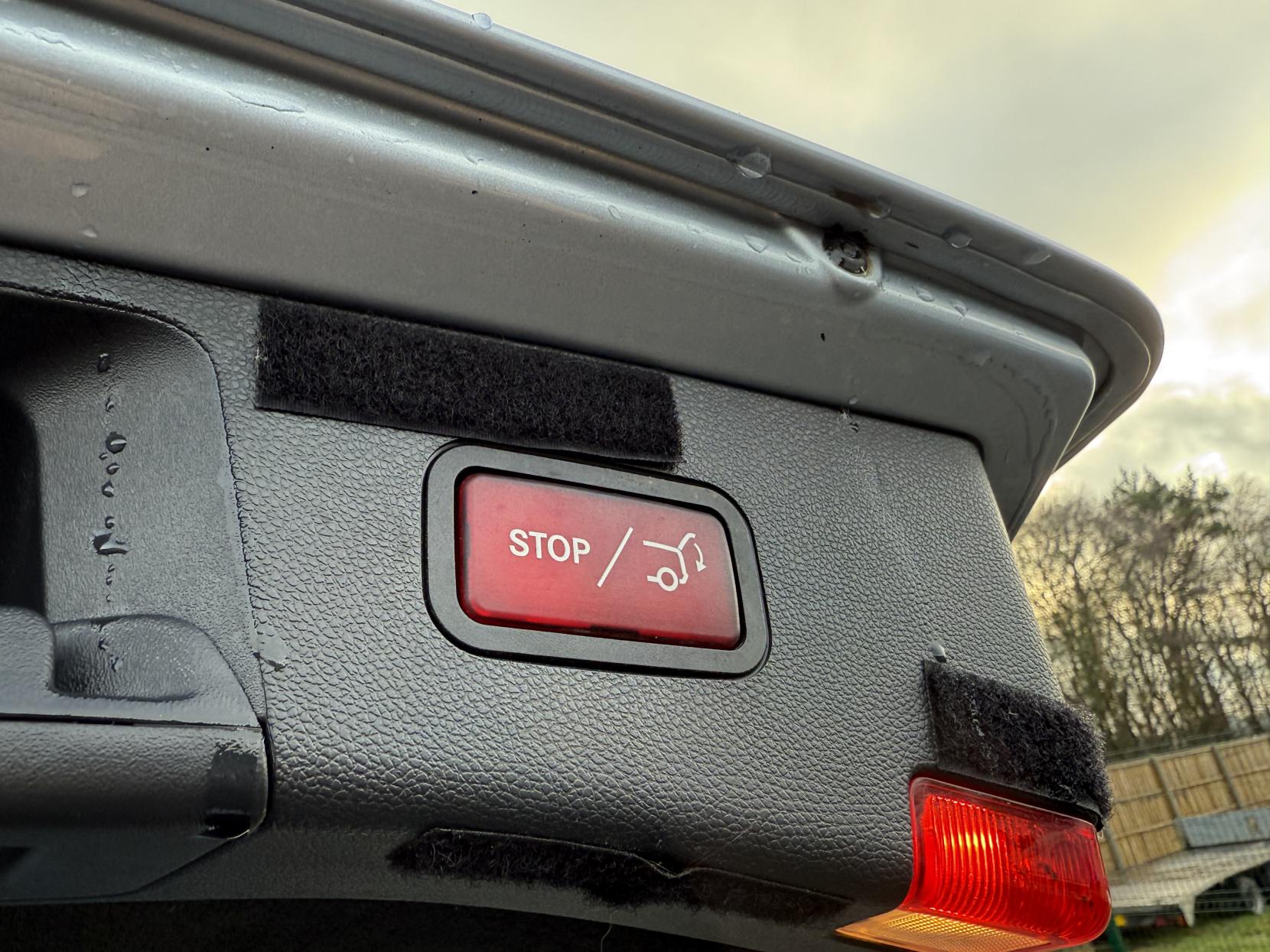 Mercedes-Benz E Class 2.1 E250 CDI BlueEfficiency Sport Estate 5dr Diesel Tiptronic Euro 5 (204 ps)