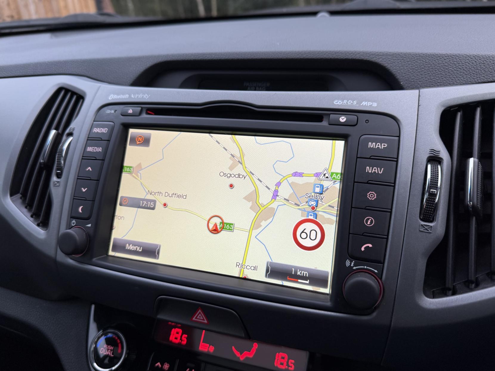 Kia Sportage 1.7 CRDi EcoDynamics 3 SUV 5dr Diesel Manual 2WD Euro 5 (s/s) (114 bhp)