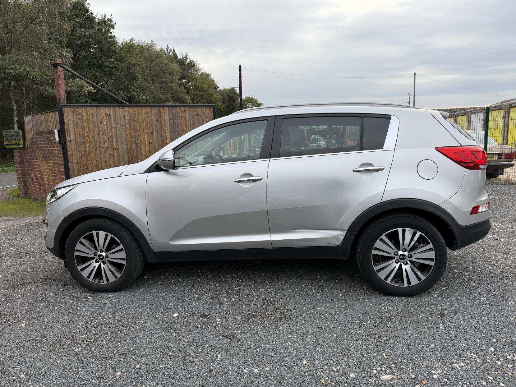 Kia Sportage 1.7 CRDi EcoDynamics 3 SUV 5dr Diesel Manual 2WD Euro 5 (s/s) (114 bhp)