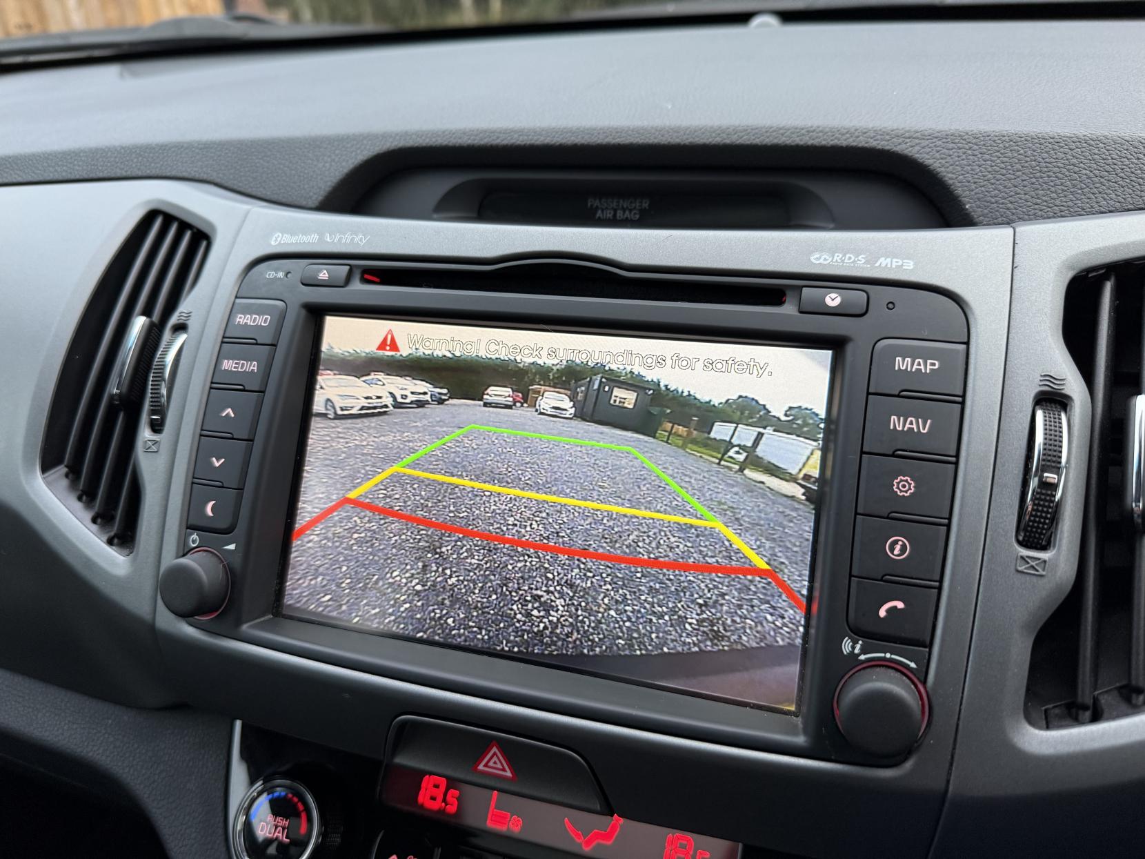 Kia Sportage 1.7 CRDi EcoDynamics 3 SUV 5dr Diesel Manual 2WD Euro 5 (s/s) (114 bhp)