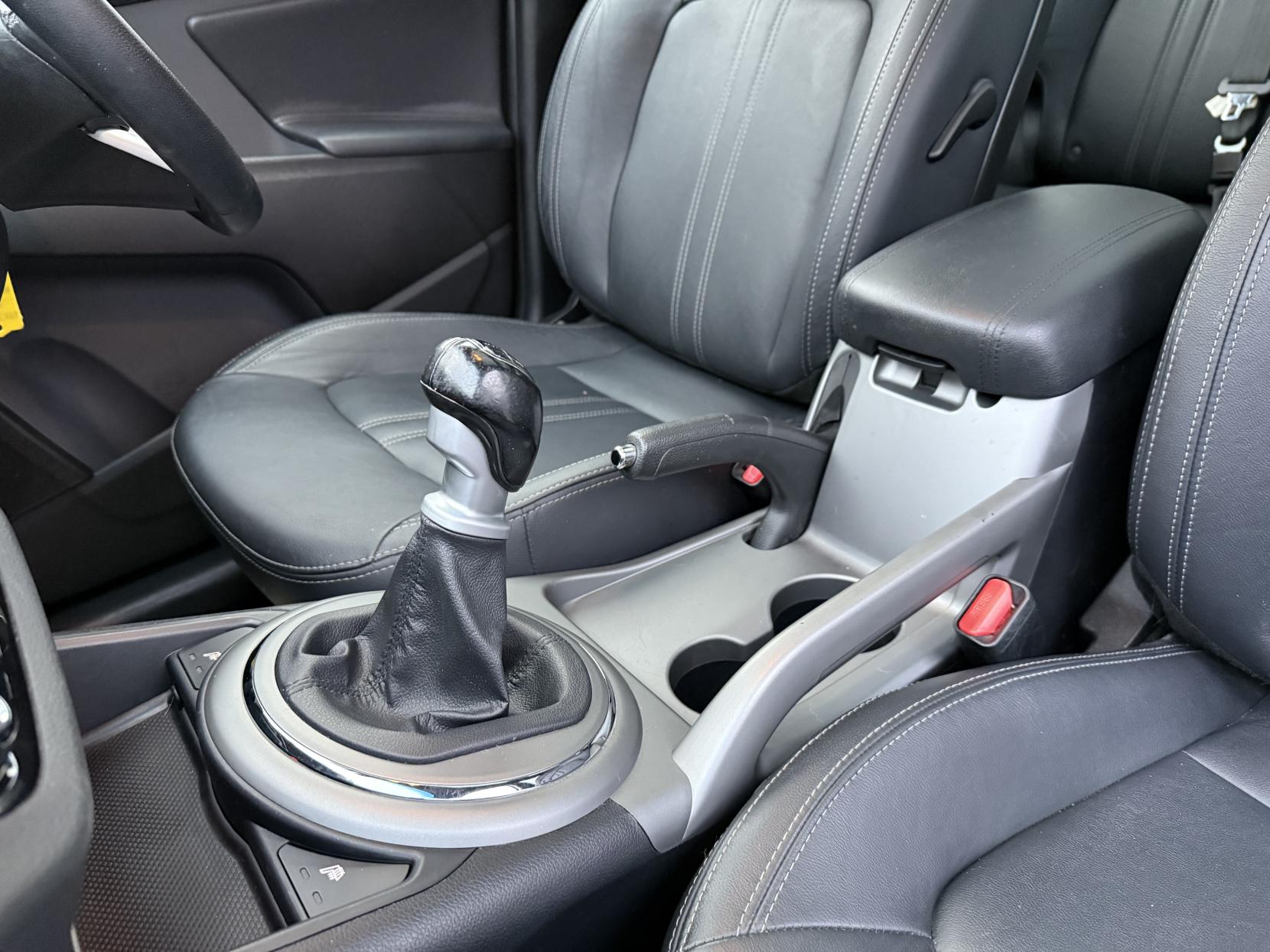 Kia Sportage 1.7 CRDi EcoDynamics 3 SUV 5dr Diesel Manual 2WD Euro 5 (s/s) (114 bhp)