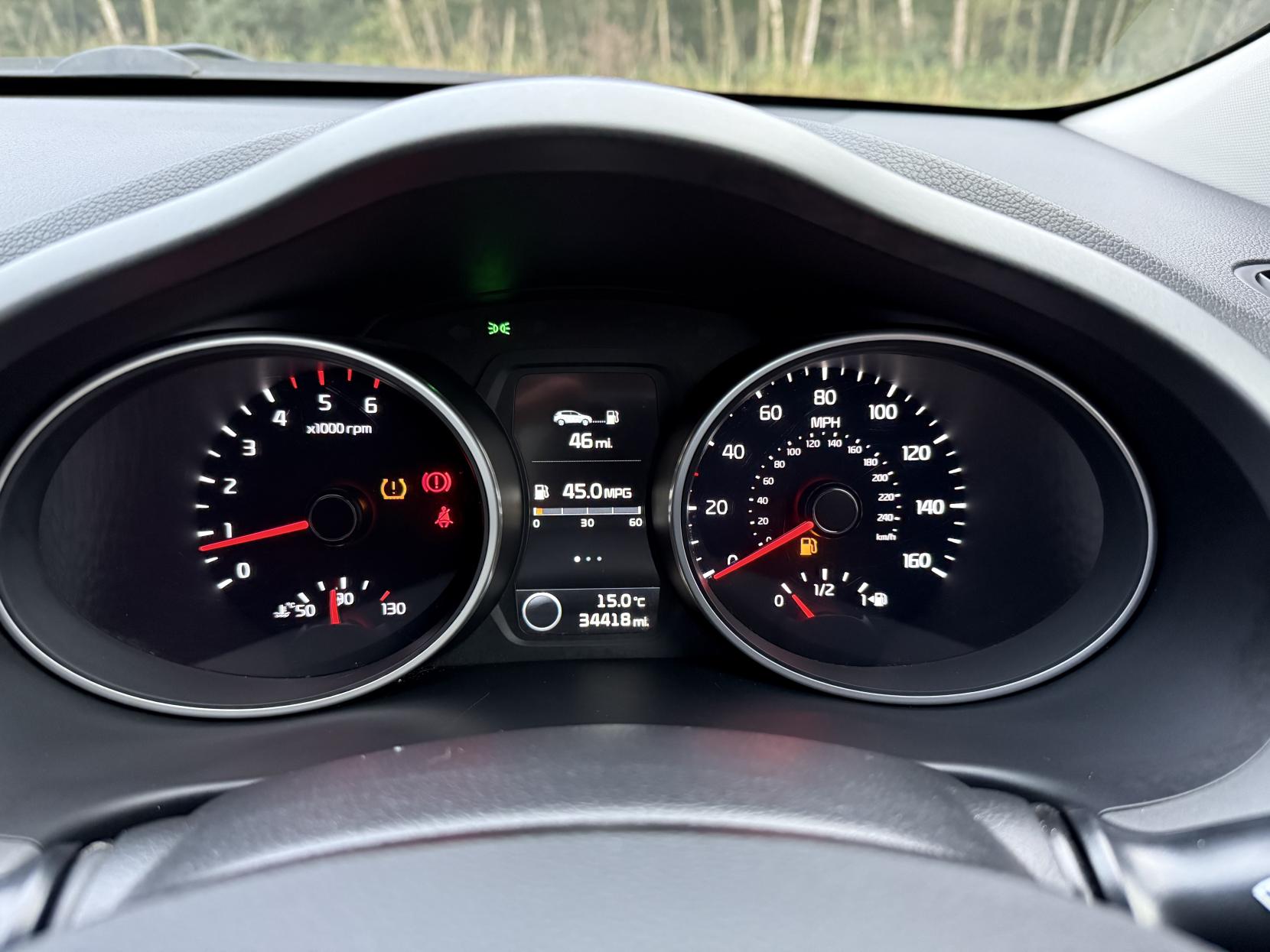 Kia Sportage 1.7 CRDi EcoDynamics 3 SUV 5dr Diesel Manual 2WD Euro 5 (s/s) (114 bhp)