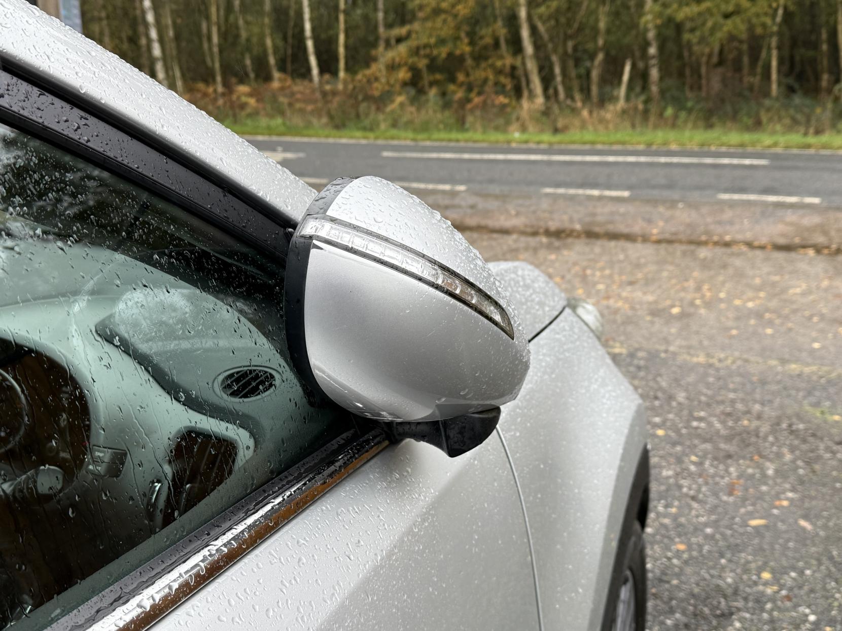 Kia Sportage 1.7 CRDi EcoDynamics 3 SUV 5dr Diesel Manual 2WD Euro 5 (s/s) (114 bhp)