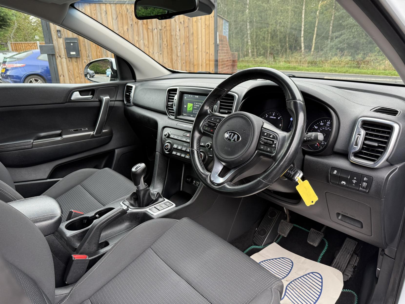 Kia Sportage 1.7 CRDi 2 SUV 5dr Diesel Manual Euro 6 (s/s) (114 bhp)