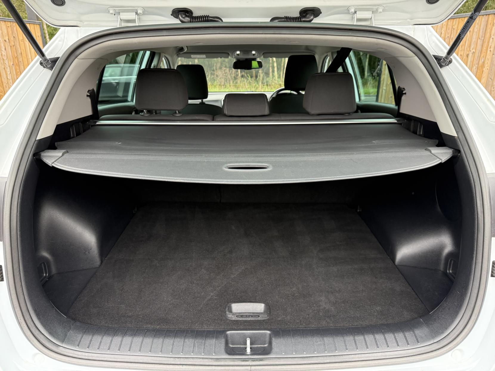 Kia Sportage 1.7 CRDi 2 SUV 5dr Diesel Manual Euro 6 (s/s) (114 bhp)