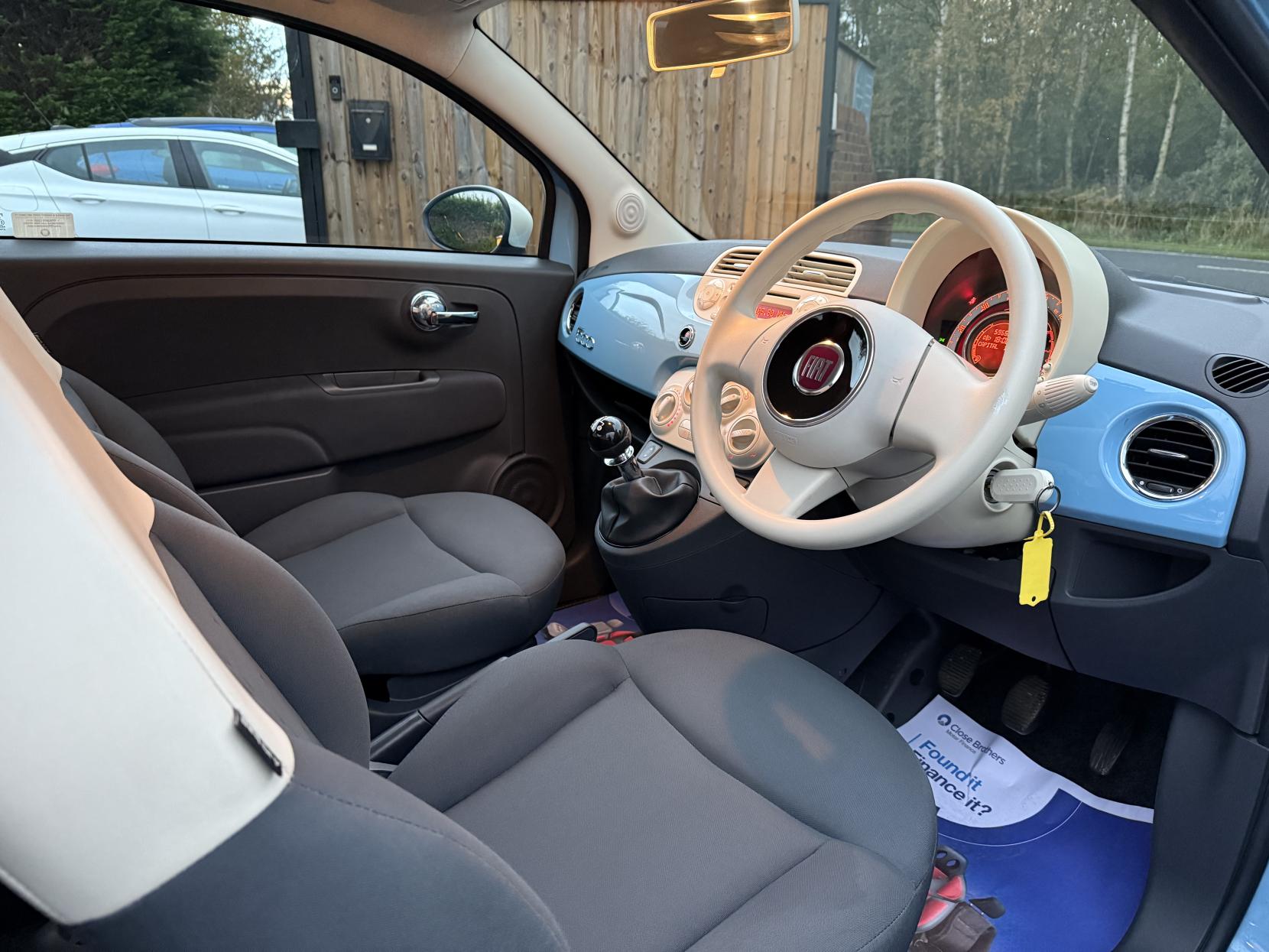 Fiat 500 1.2 Colour Therapy Hatchback 3dr Petrol Manual Euro 5 (s/s) (69 bhp)