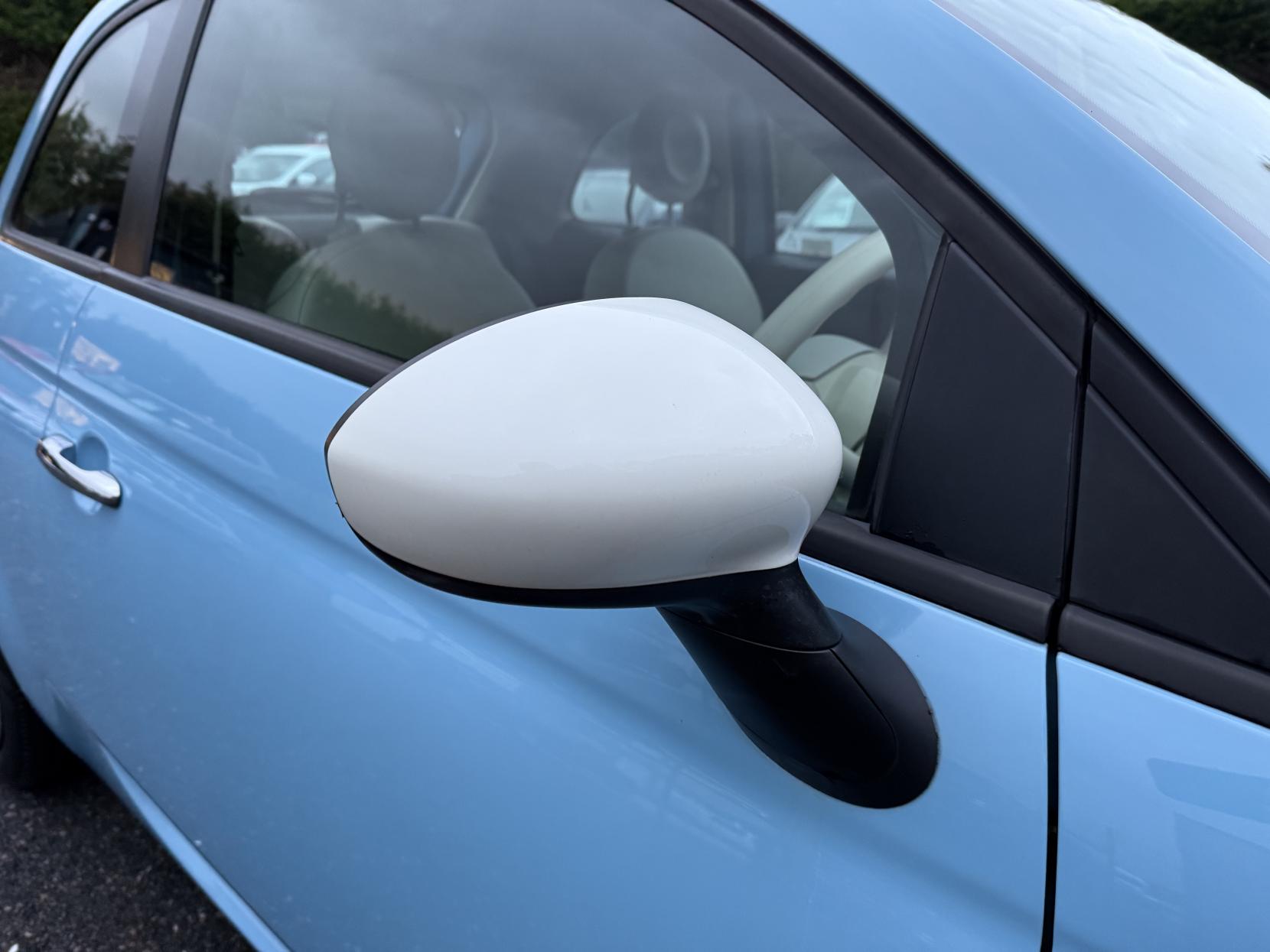 Fiat 500 1.2 Colour Therapy Hatchback 3dr Petrol Manual Euro 5 (s/s) (69 bhp)