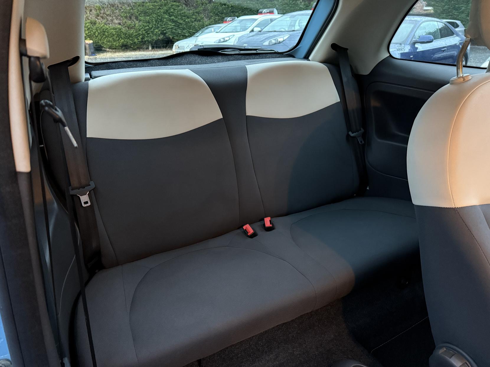 Fiat 500 1.2 Colour Therapy Hatchback 3dr Petrol Manual Euro 5 (s/s) (69 bhp)