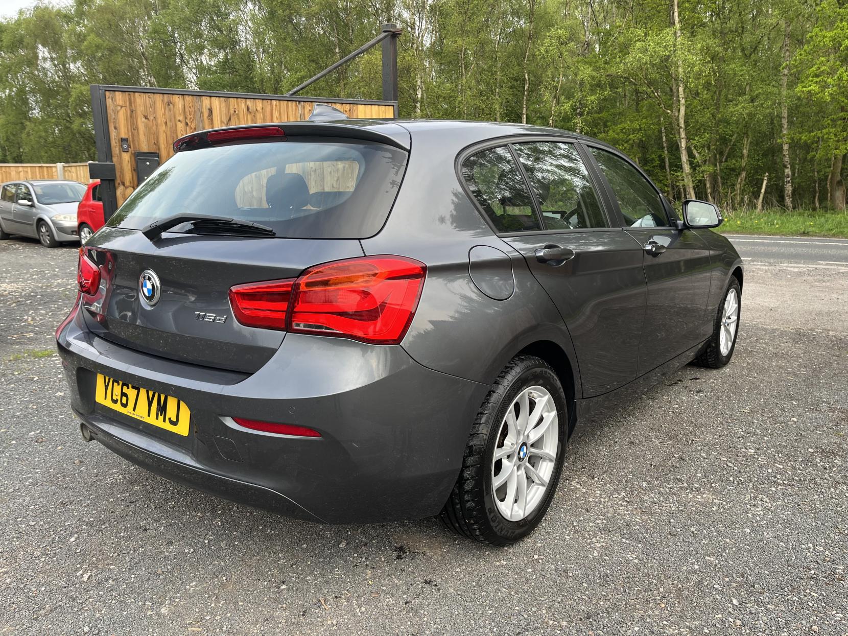 BMW 1 Series 1.5 116d SE Business Hatchback 5dr Diesel Manual Euro 6 (s/s) (116 ps)