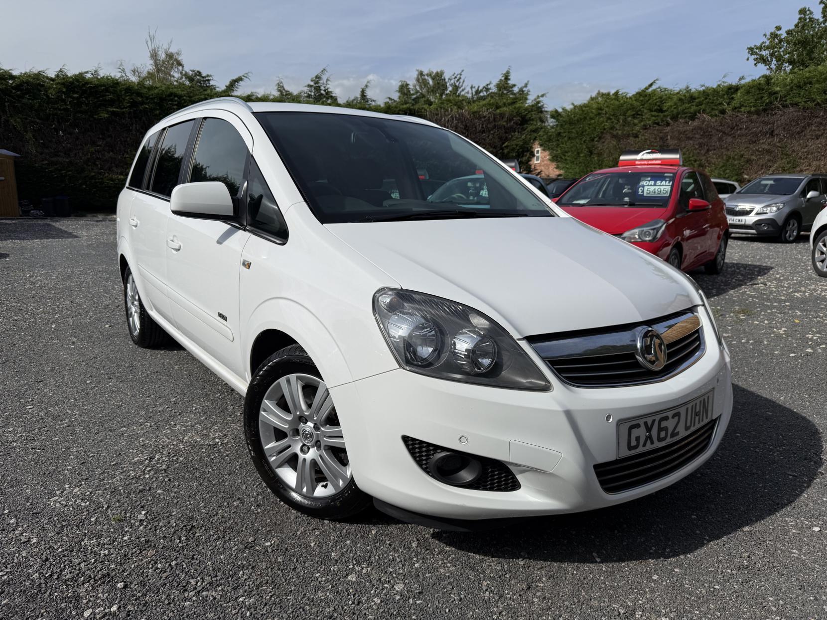 Vauxhall Zafira 1.7 CDTi ecoFLEX Design MPV 5dr Diesel Manual Euro 5 (SNav) (110 ps)