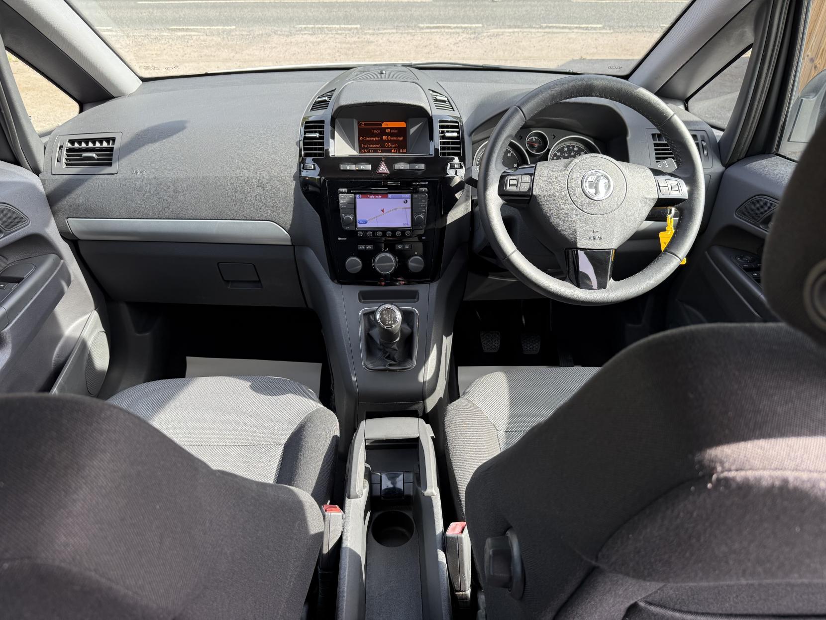 Vauxhall Zafira 1.7 CDTi ecoFLEX Design MPV 5dr Diesel Manual Euro 5 (SNav) (110 ps)