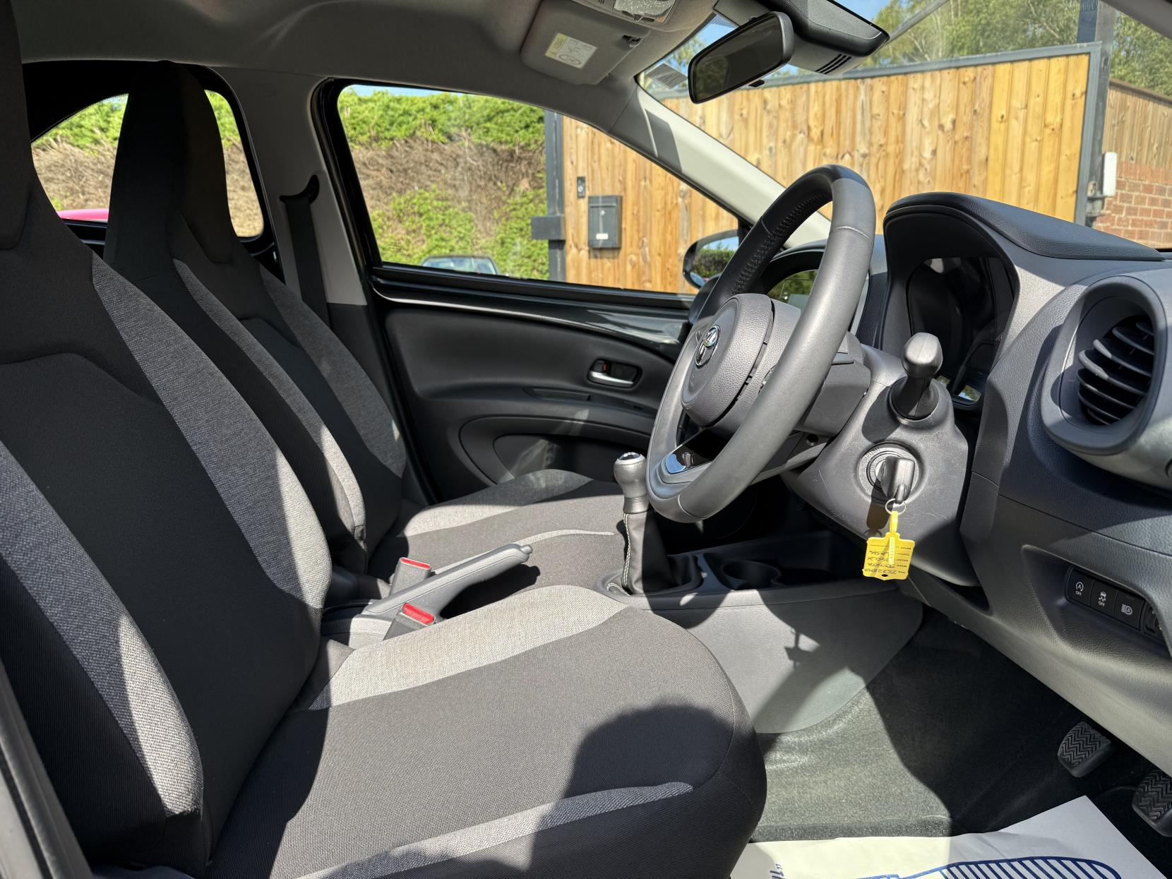 Toyota Aygo X 1.0 VVT-i Pure Hatchback 5dr Petrol Manual Euro 6 (s/s) (72 ps)