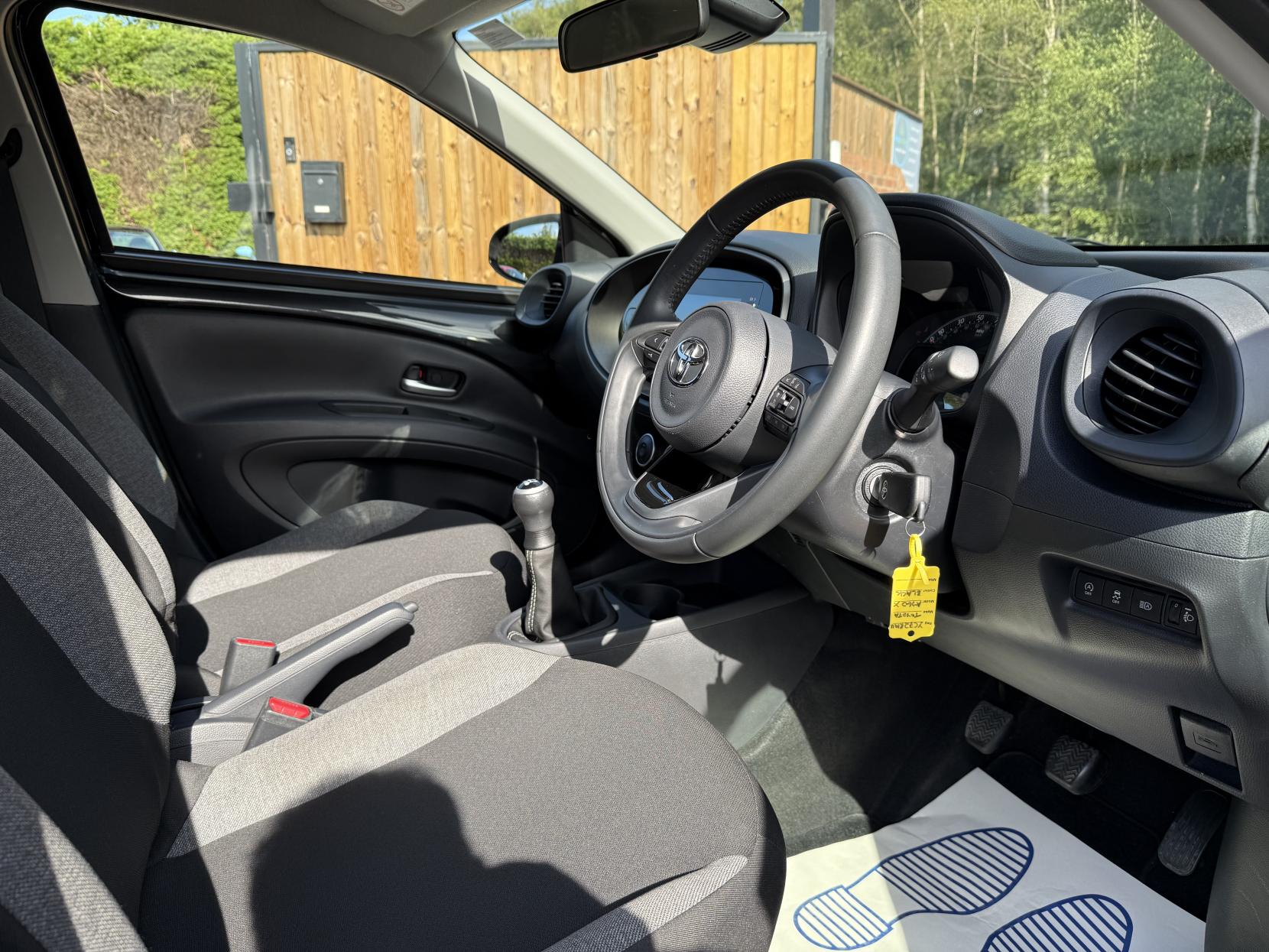 Toyota Aygo X 1.0 VVT-i Pure Hatchback 5dr Petrol Manual Euro 6 (s/s) (72 ps)