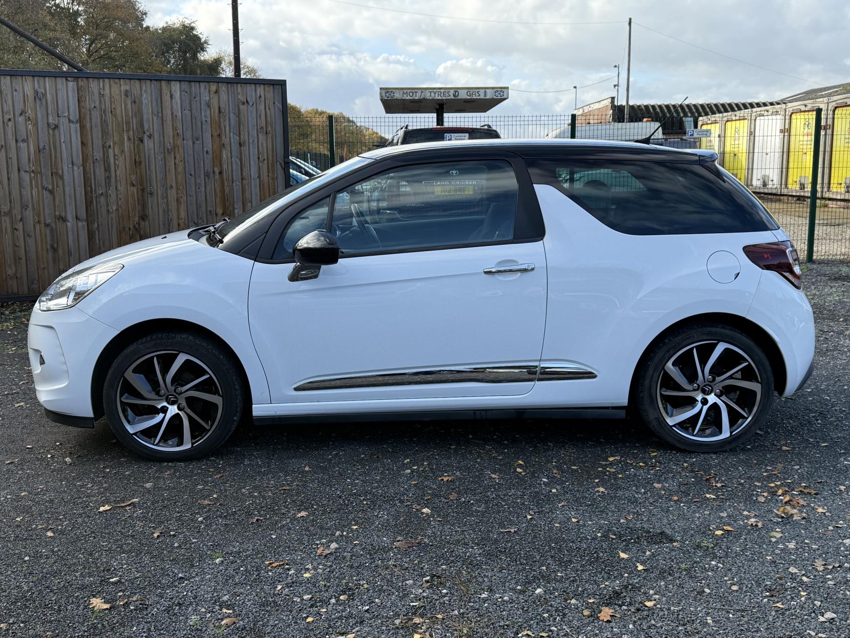 Citroen DS3 1.2 PureTech DStyle Plus Hatchback 3dr Petrol Manual Euro 6 (s/s) (110 ps)