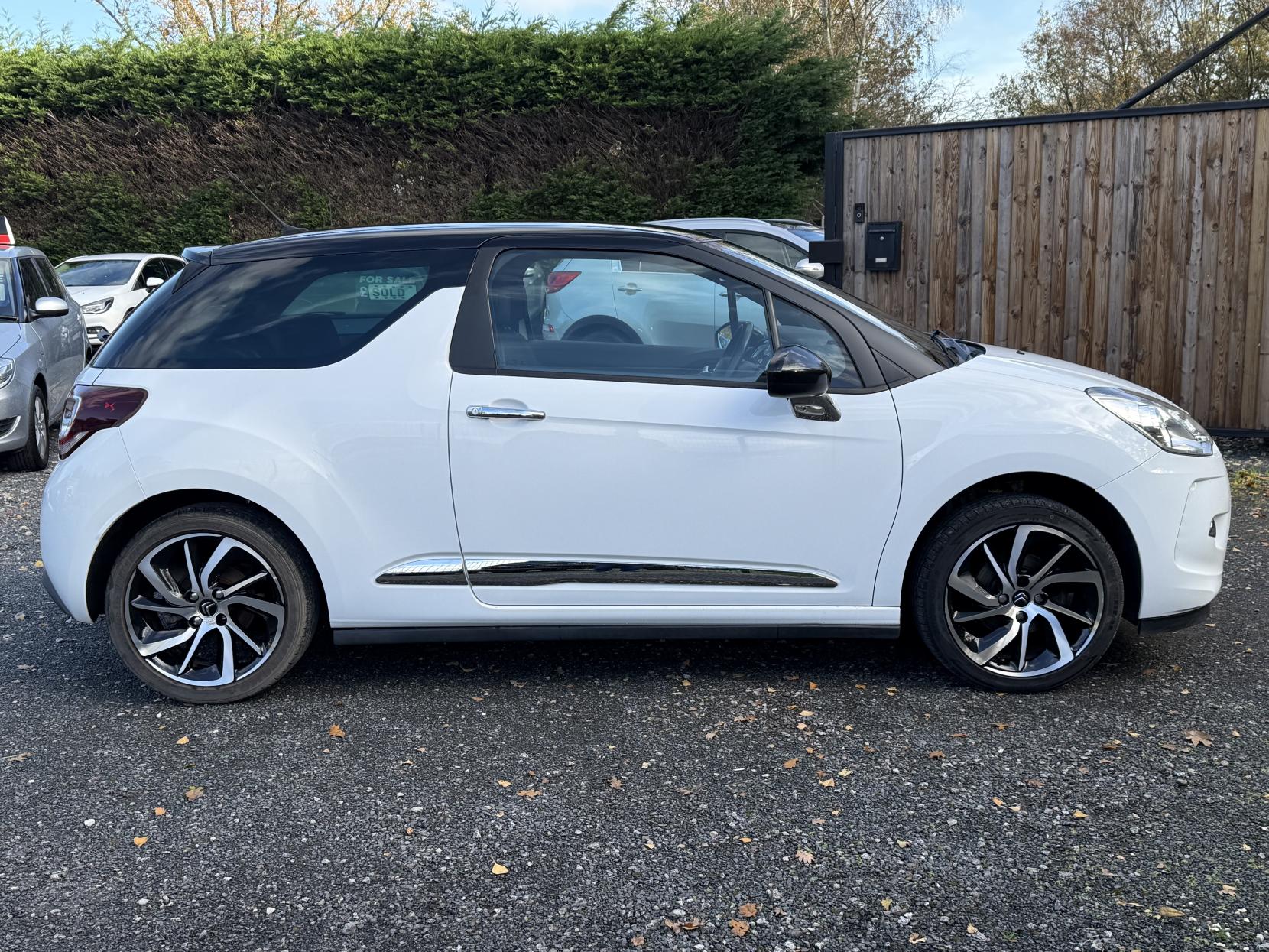 Citroen DS3 1.2 PureTech DStyle Plus Hatchback 3dr Petrol Manual Euro 6 (s/s) (110 ps)