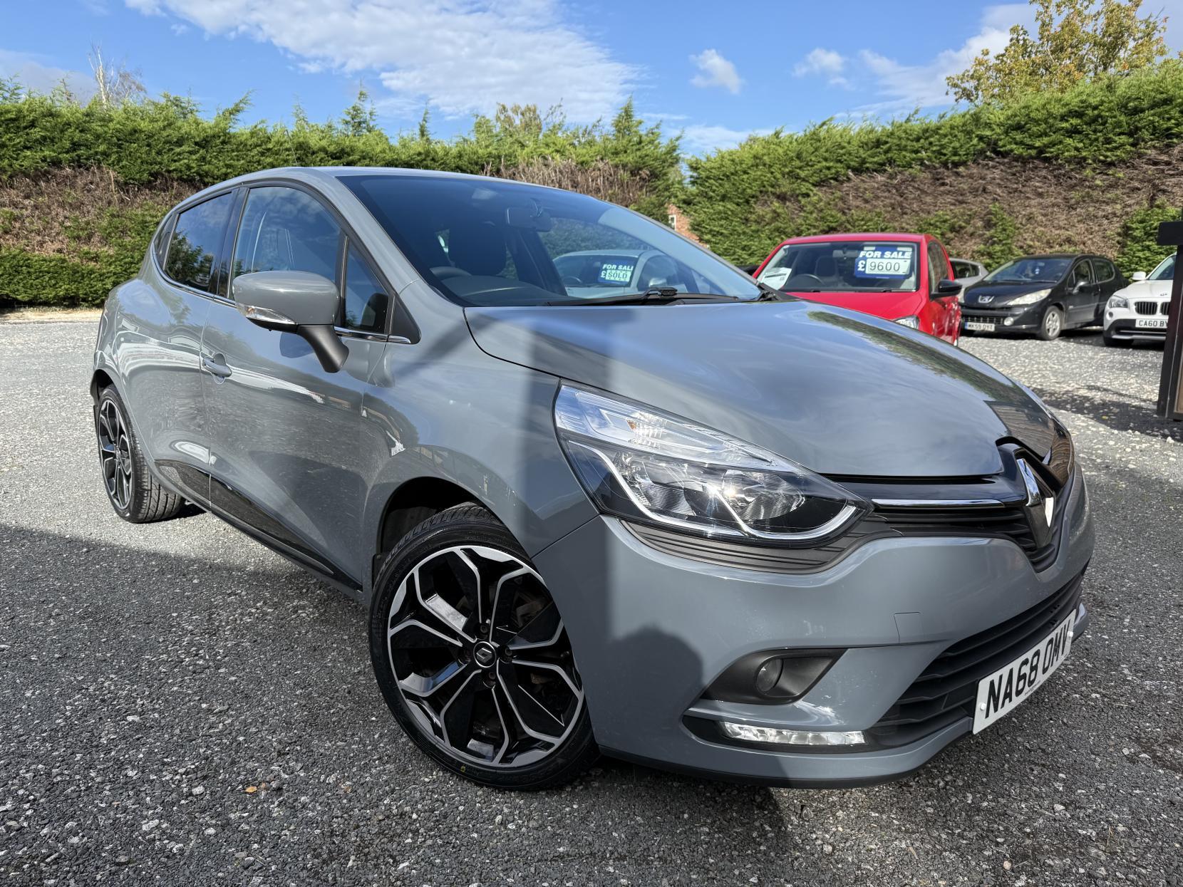 Renault Clio 0.9 TCe Iconic Hatchback 5dr Petrol Manual Euro 6 (s/s) (90 ps)