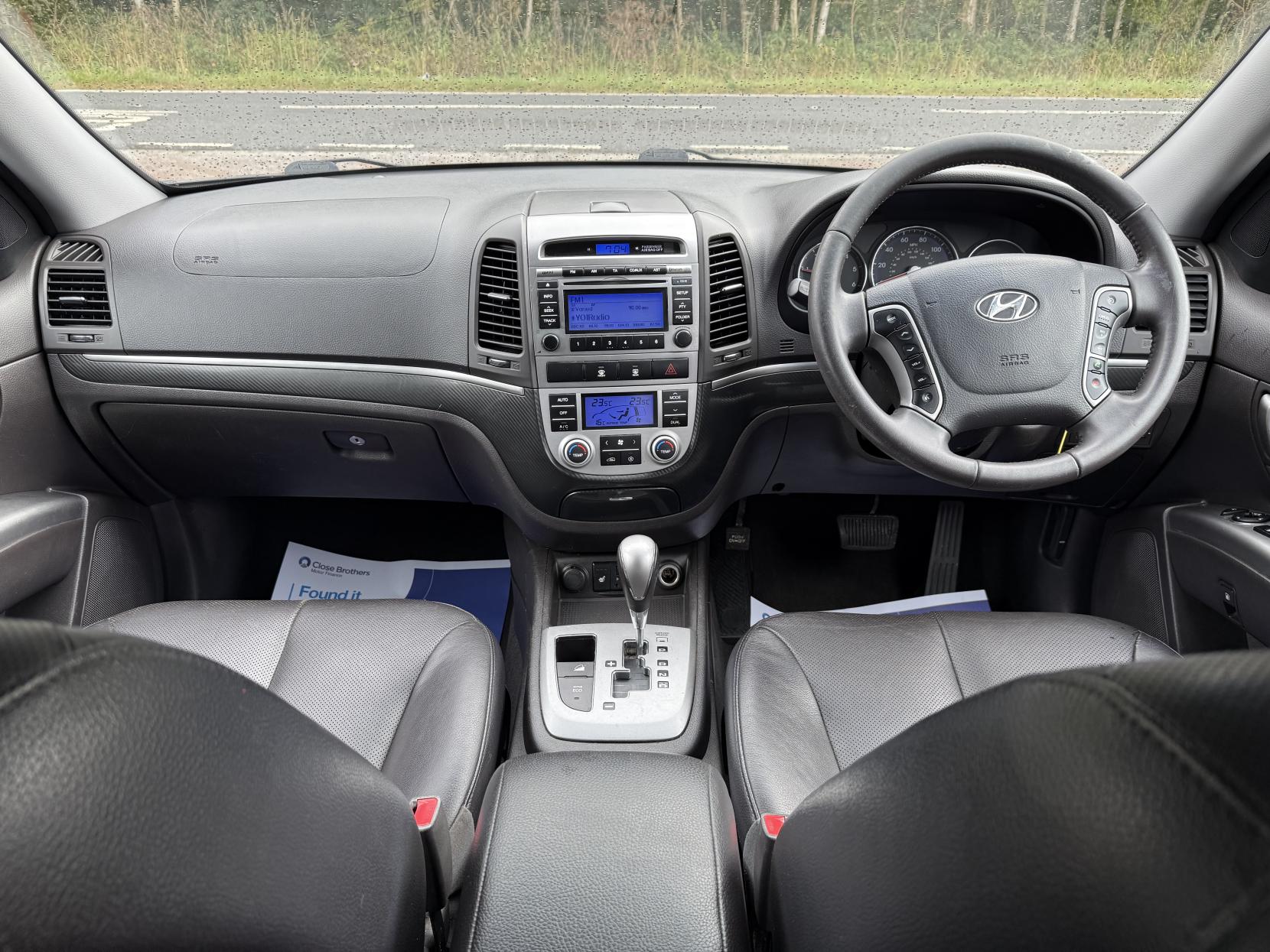 Hyundai Santa Fe 2.2 CRDi Premium SUV 5dr Diesel Auto 4WD Euro 5 (7 seat) (194 bhp)