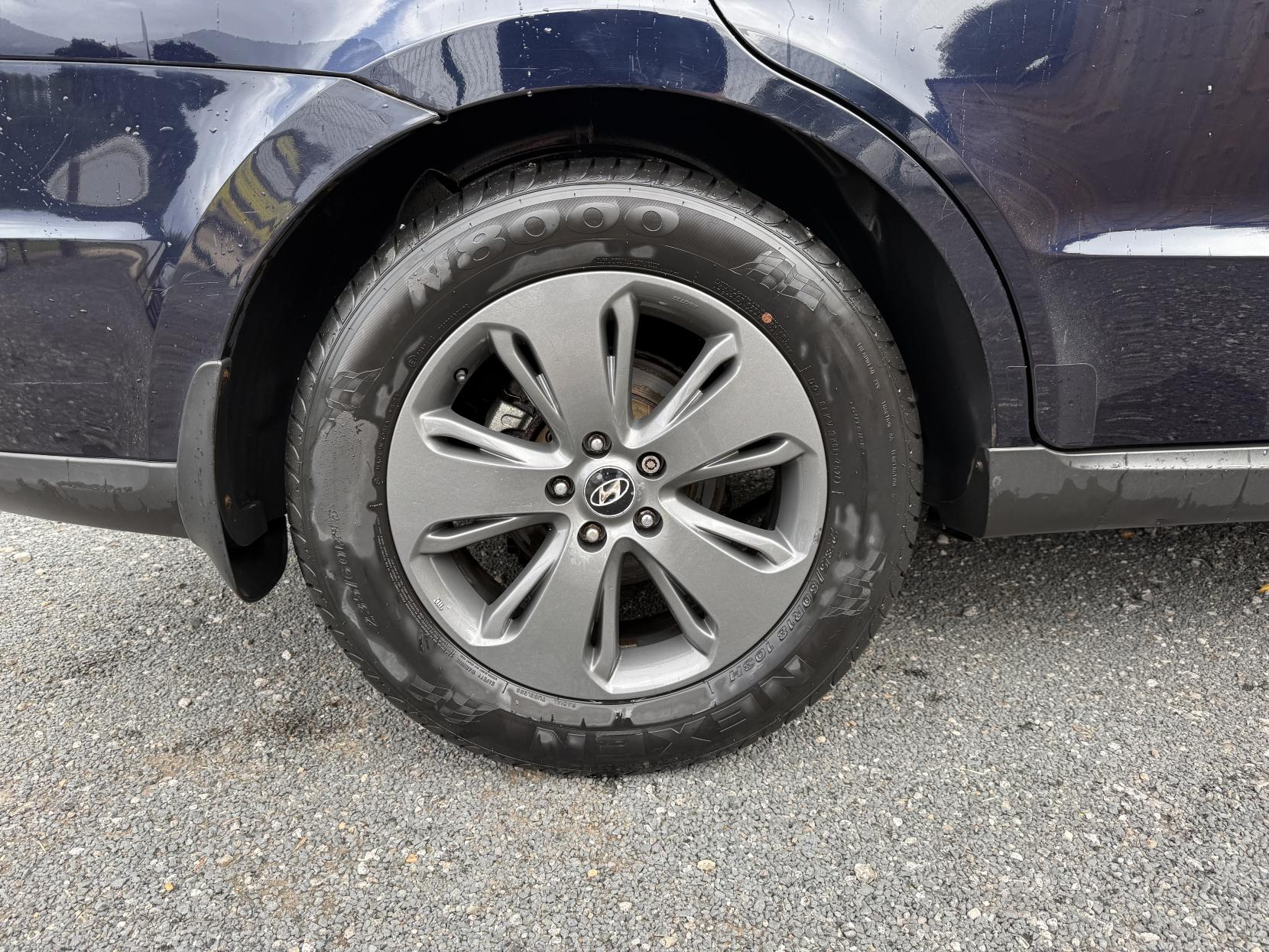 Hyundai Santa Fe 2.2 CRDi Premium SUV 5dr Diesel Auto 4WD Euro 5 (7 seat) (194 bhp)