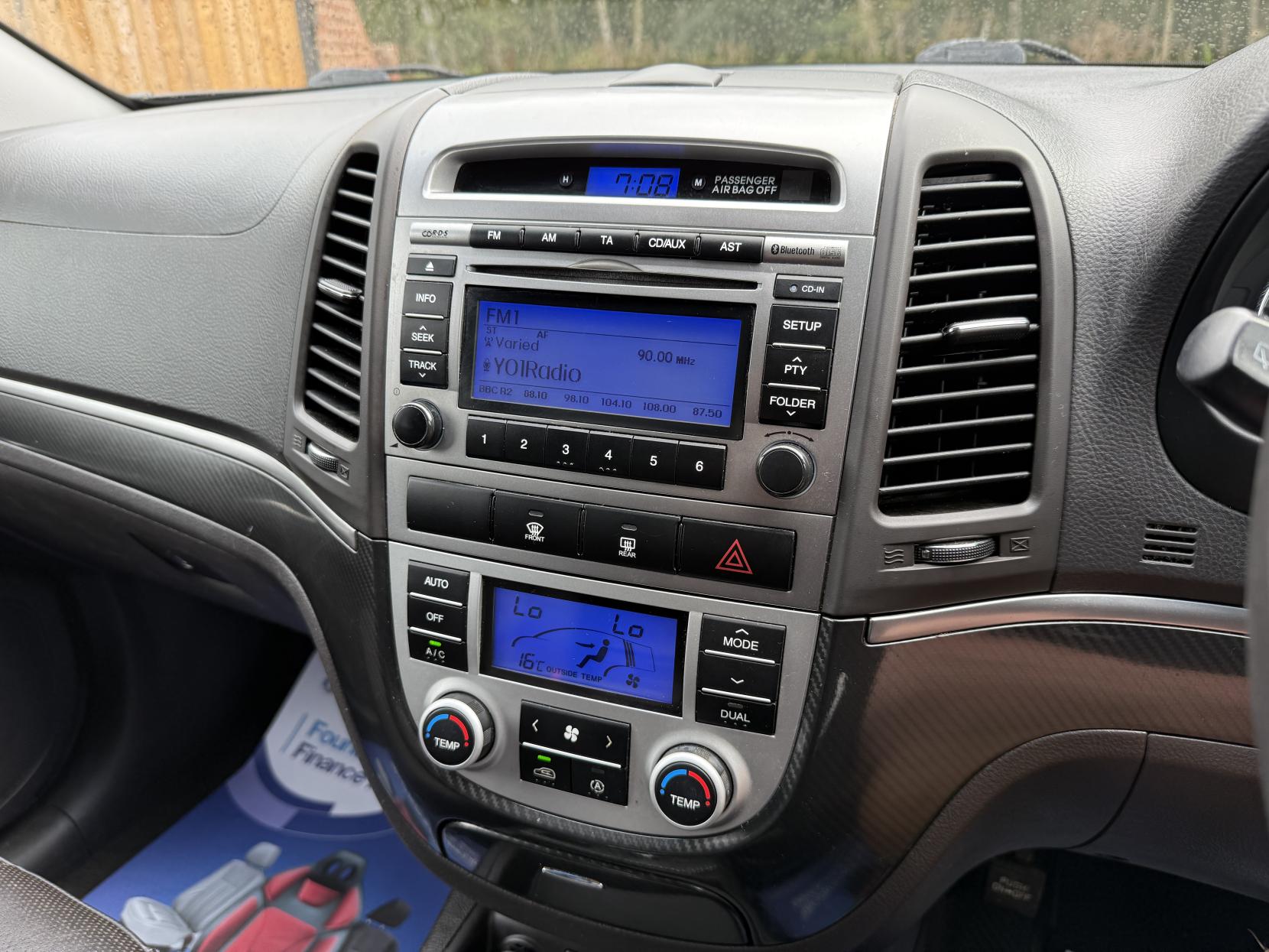 Hyundai Santa Fe 2.2 CRDi Premium SUV 5dr Diesel Auto 4WD Euro 5 (7 seat) (194 bhp)