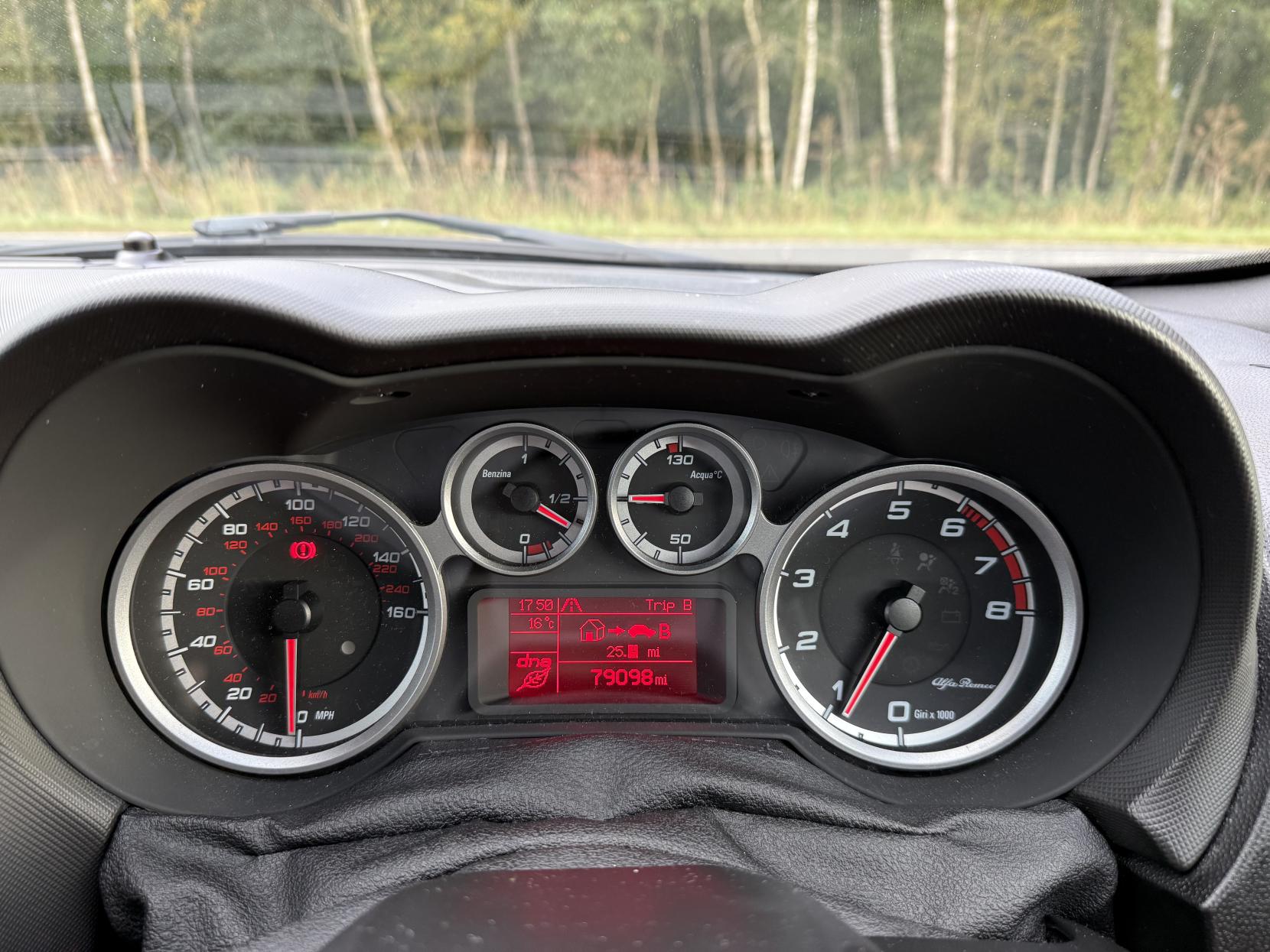 Alfa Romeo MiTo 875 TB TwinAir Sportiva Hatchback 3dr Petrol Manual Euro 6 (s/s) (105 ps)