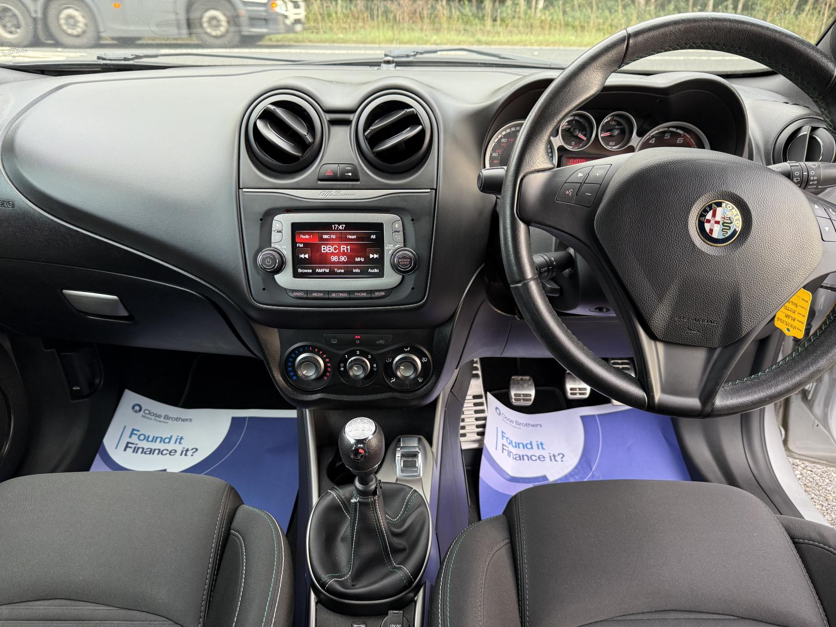 Alfa Romeo MiTo 875 TB TwinAir Sportiva Hatchback 3dr Petrol Manual Euro 6 (s/s) (105 ps)