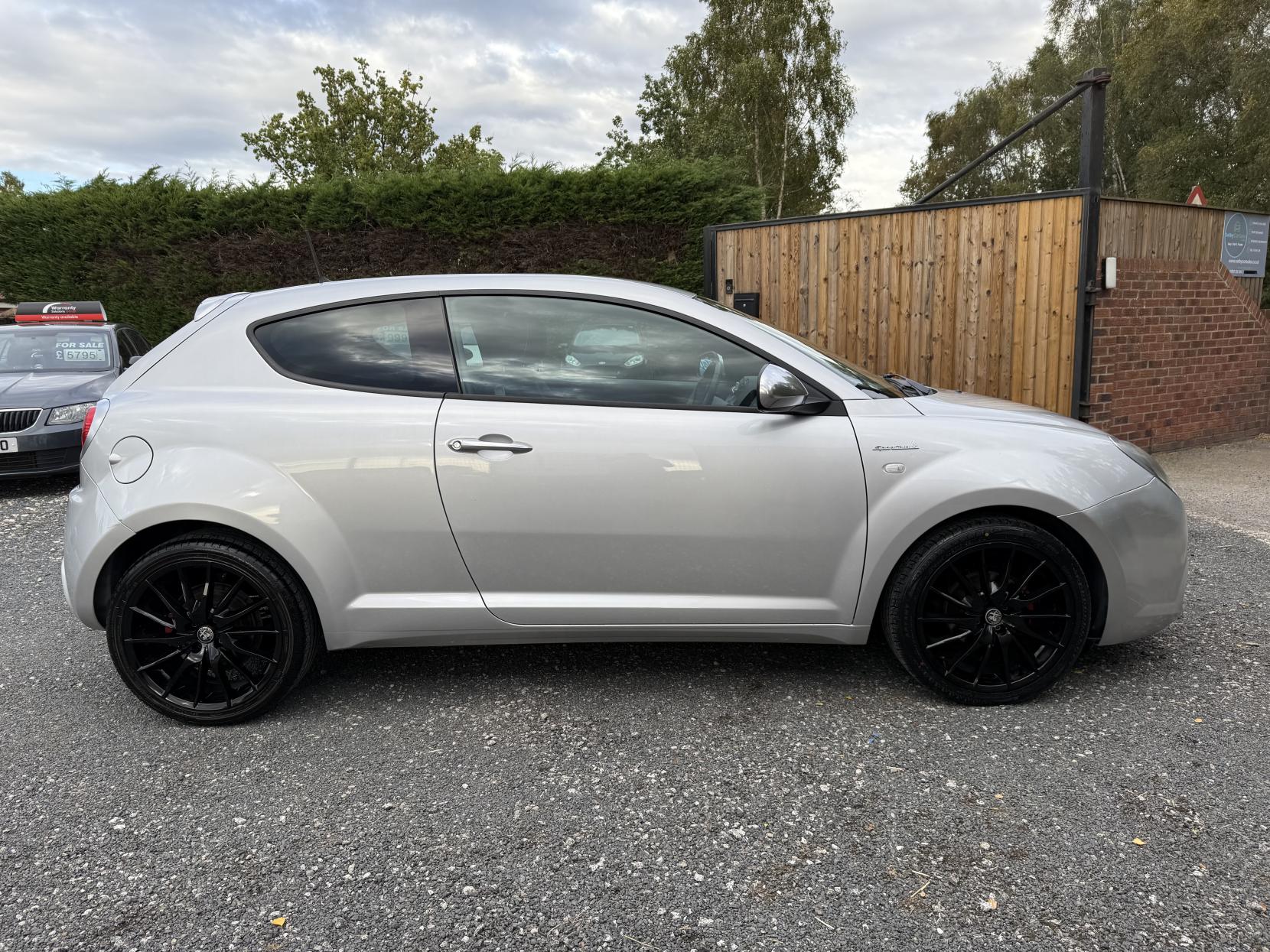 Alfa Romeo MiTo 875 TB TwinAir Sportiva Hatchback 3dr Petrol Manual Euro 6 (s/s) (105 ps)