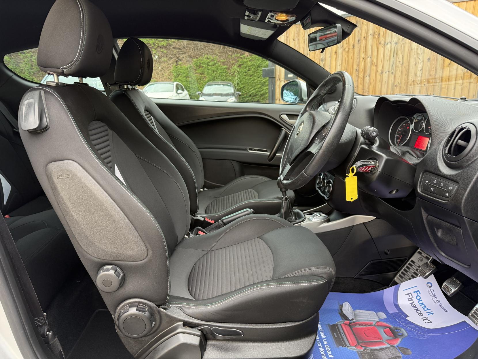 Alfa Romeo MiTo 875 TB TwinAir Sportiva Hatchback 3dr Petrol Manual Euro 6 (s/s) (105 ps)