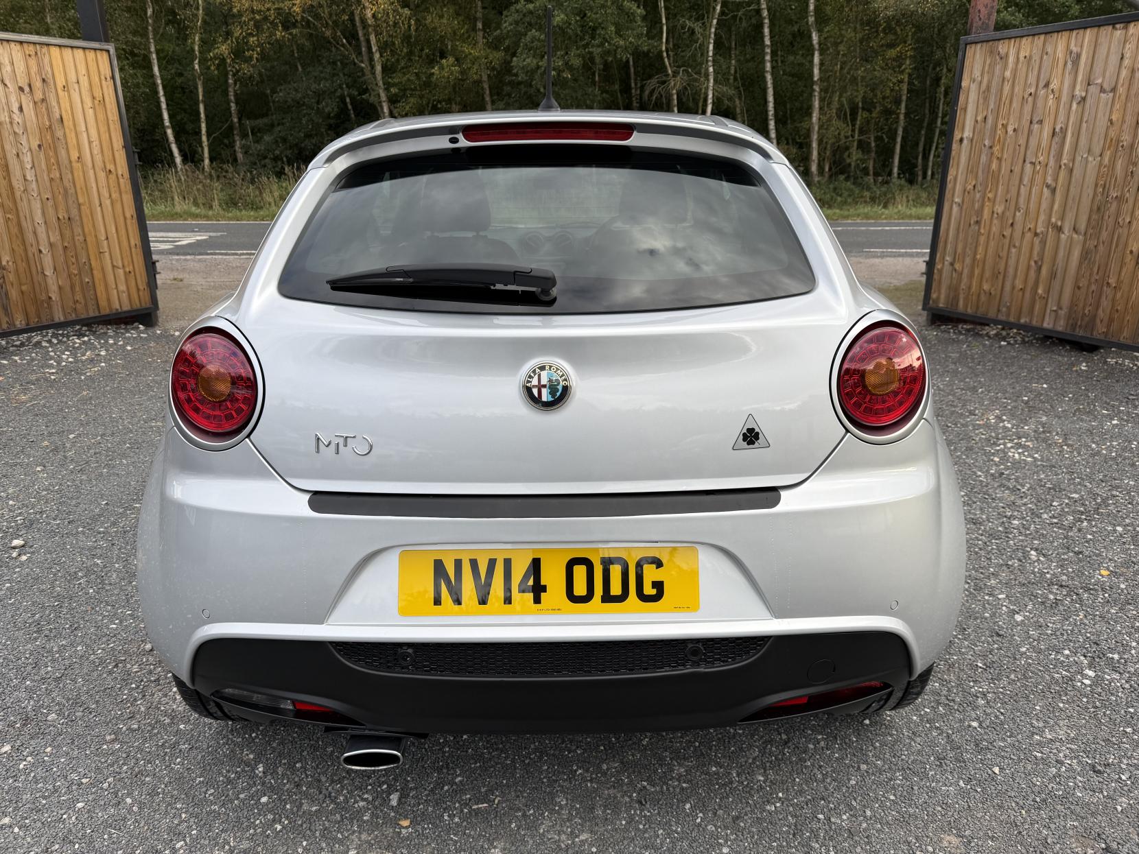 Alfa Romeo MiTo 875 TB TwinAir Sportiva Hatchback 3dr Petrol Manual Euro 6 (s/s) (105 ps)
