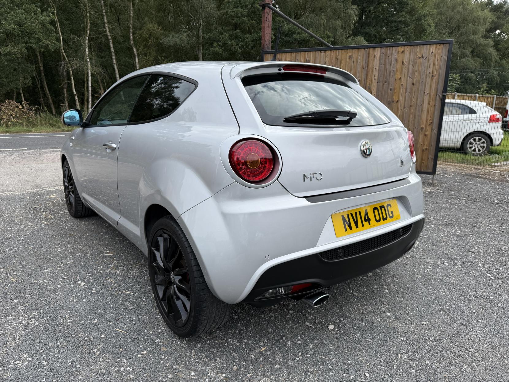 Alfa Romeo MiTo 875 TB TwinAir Sportiva Hatchback 3dr Petrol Manual Euro 6 (s/s) (105 ps)