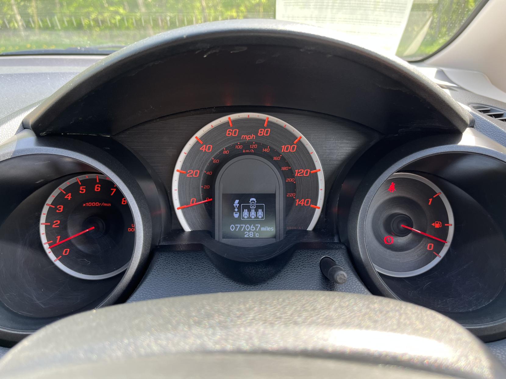 Honda Jazz 1.4 i-VTEC ES Plus Hatchback 5dr Petrol Manual Euro 5 (99 ps)