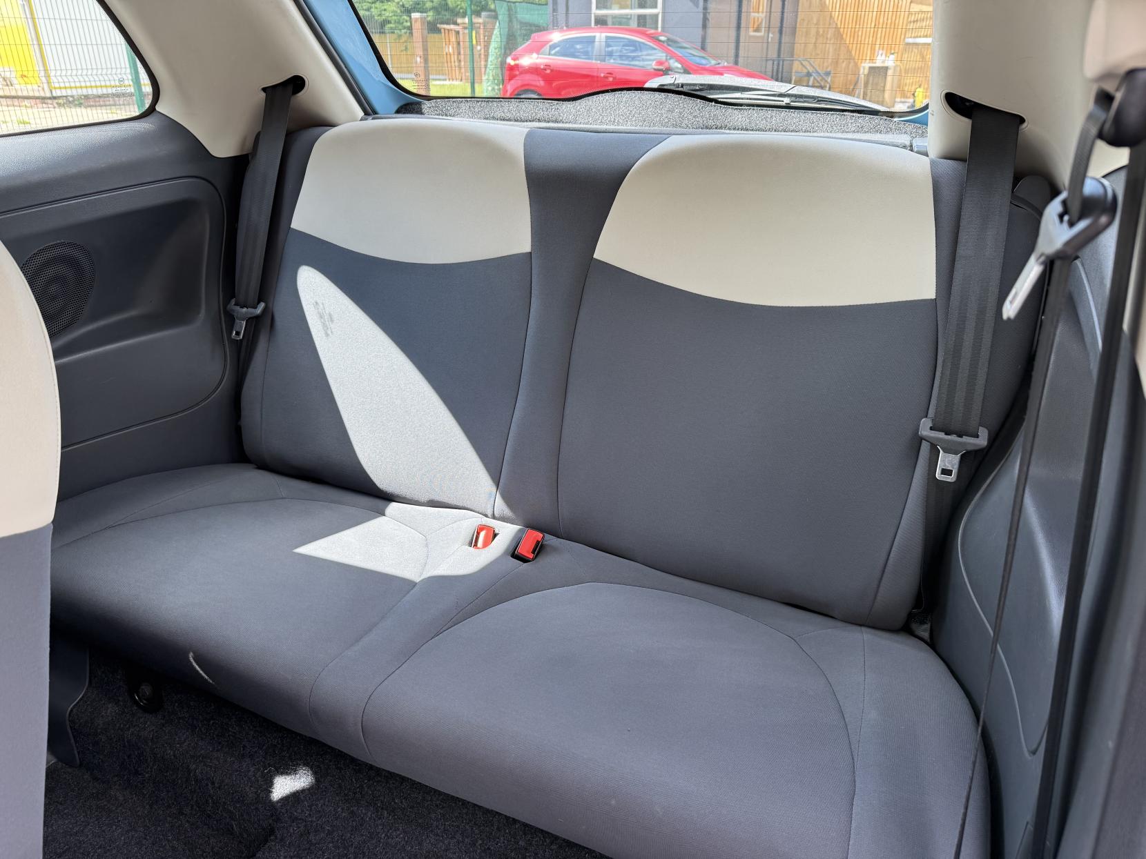 Fiat 500 1.2 Pop Hatchback 3dr Petrol Manual Euro 5 (s/s) (69 bhp)