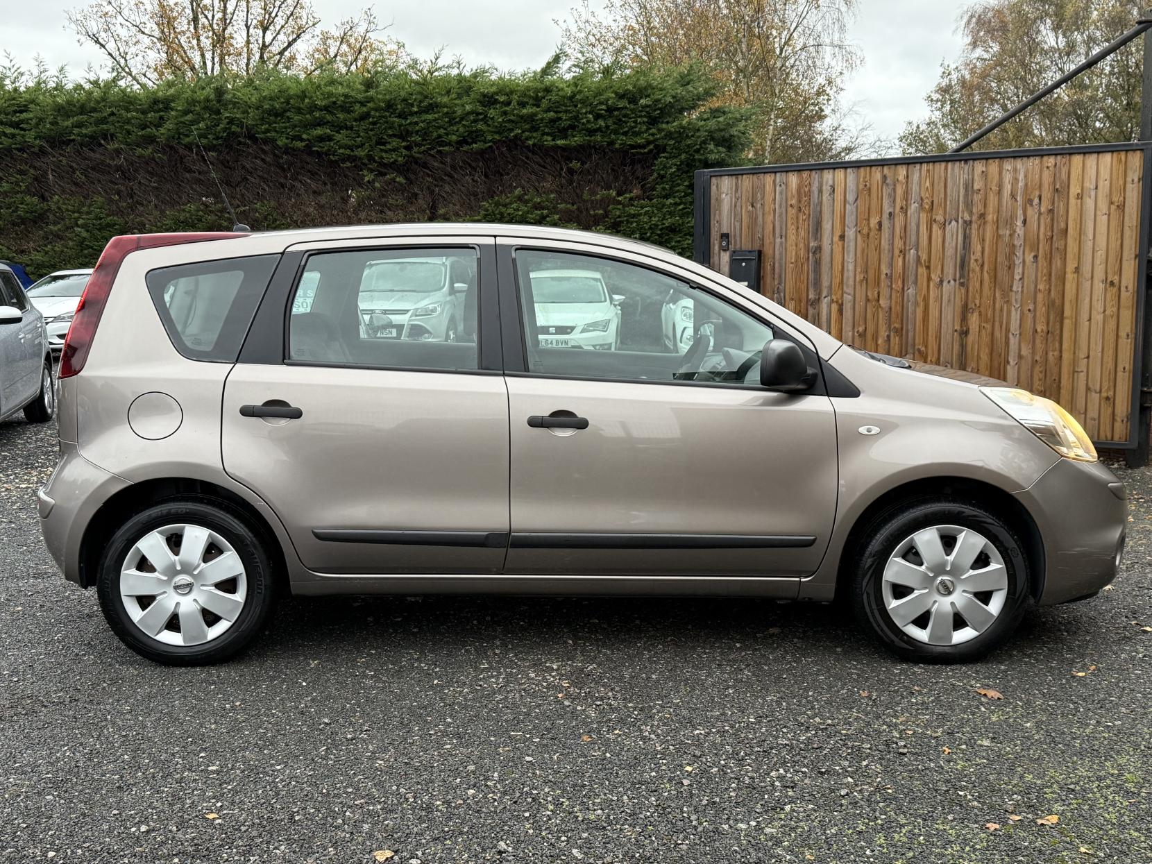 Nissan Note 1.4 16V Visia Hatchback 5dr Petrol Manual Euro 4 (88 ps)