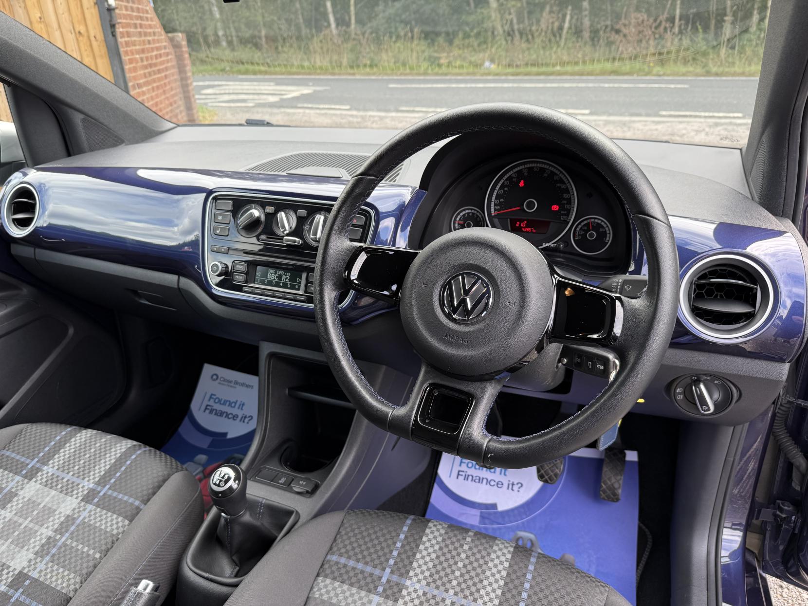 Volkswagen up! 1.0 Club up! Hatchback 5dr Petrol Manual Euro 6 (75 ps)