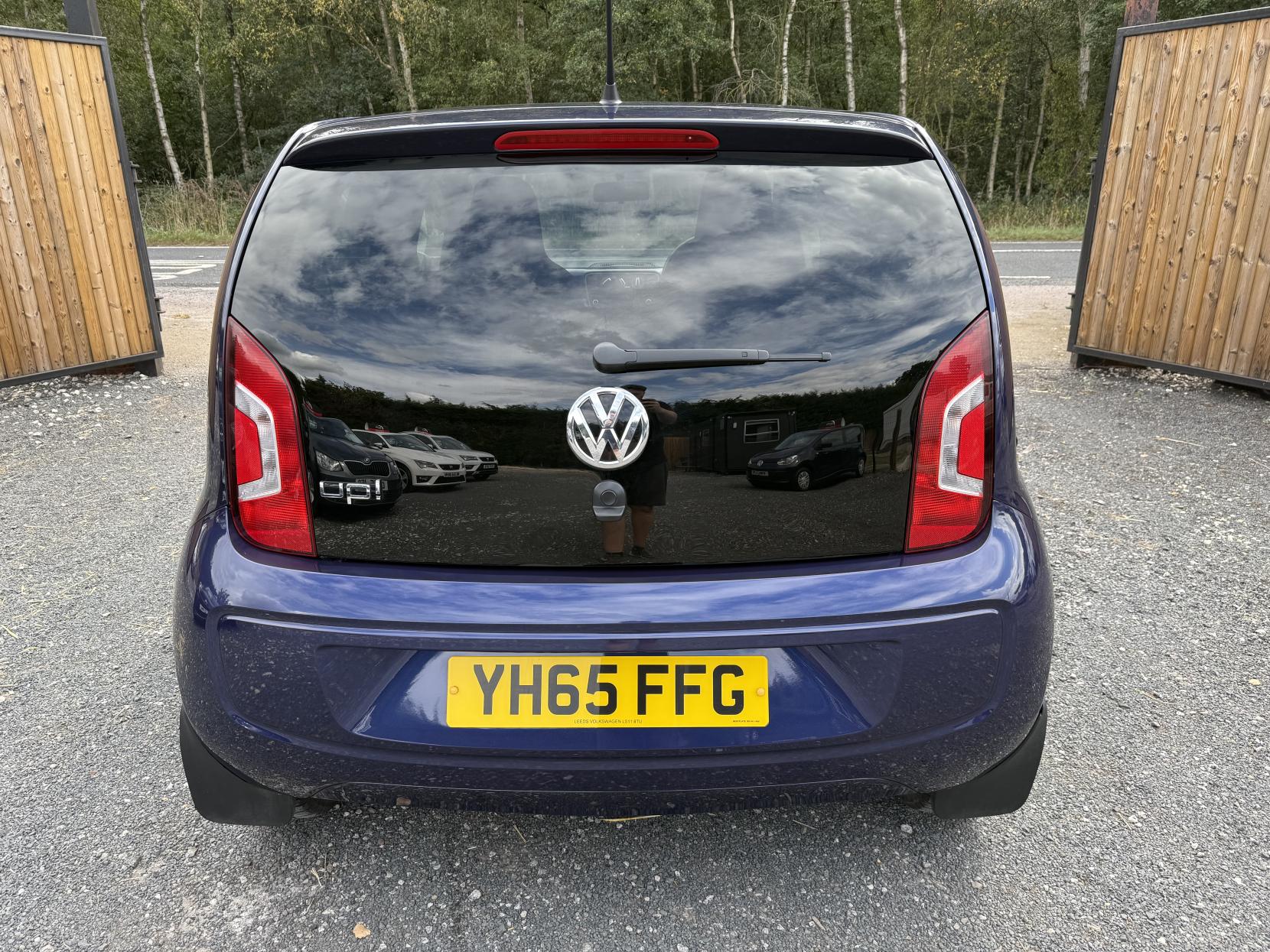 Volkswagen up! 1.0 Club up! Hatchback 5dr Petrol Manual Euro 6 (75 ps)