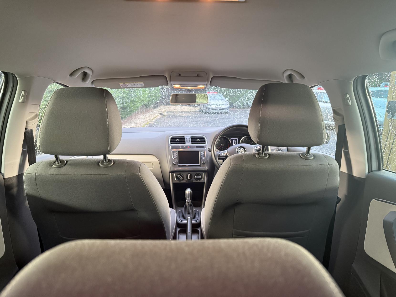 Volkswagen Polo 1.2 TSI BlueMotion Tech SE Design Hatchback 5dr Petrol DSG Euro 6 (s/s) (90 ps)