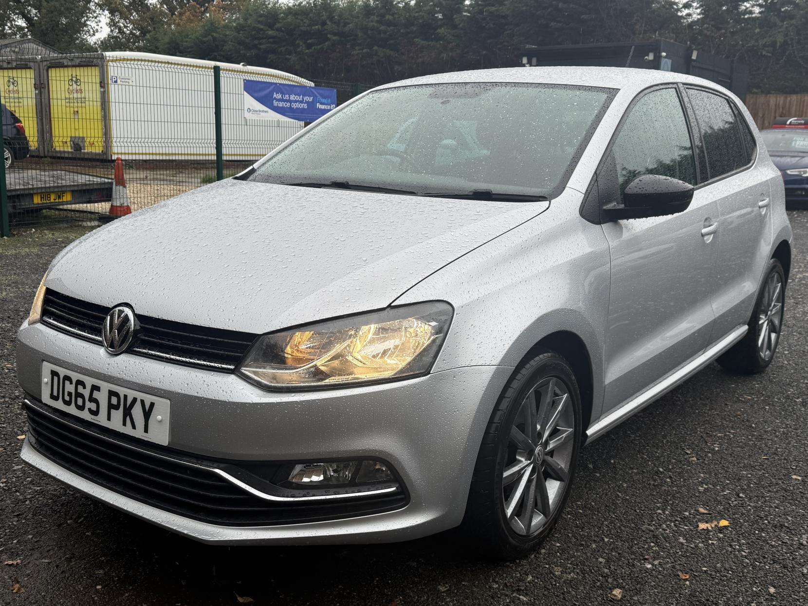 Volkswagen Polo 1.2 TSI BlueMotion Tech SE Design Hatchback 5dr Petrol DSG Euro 6 (s/s) (90 ps)