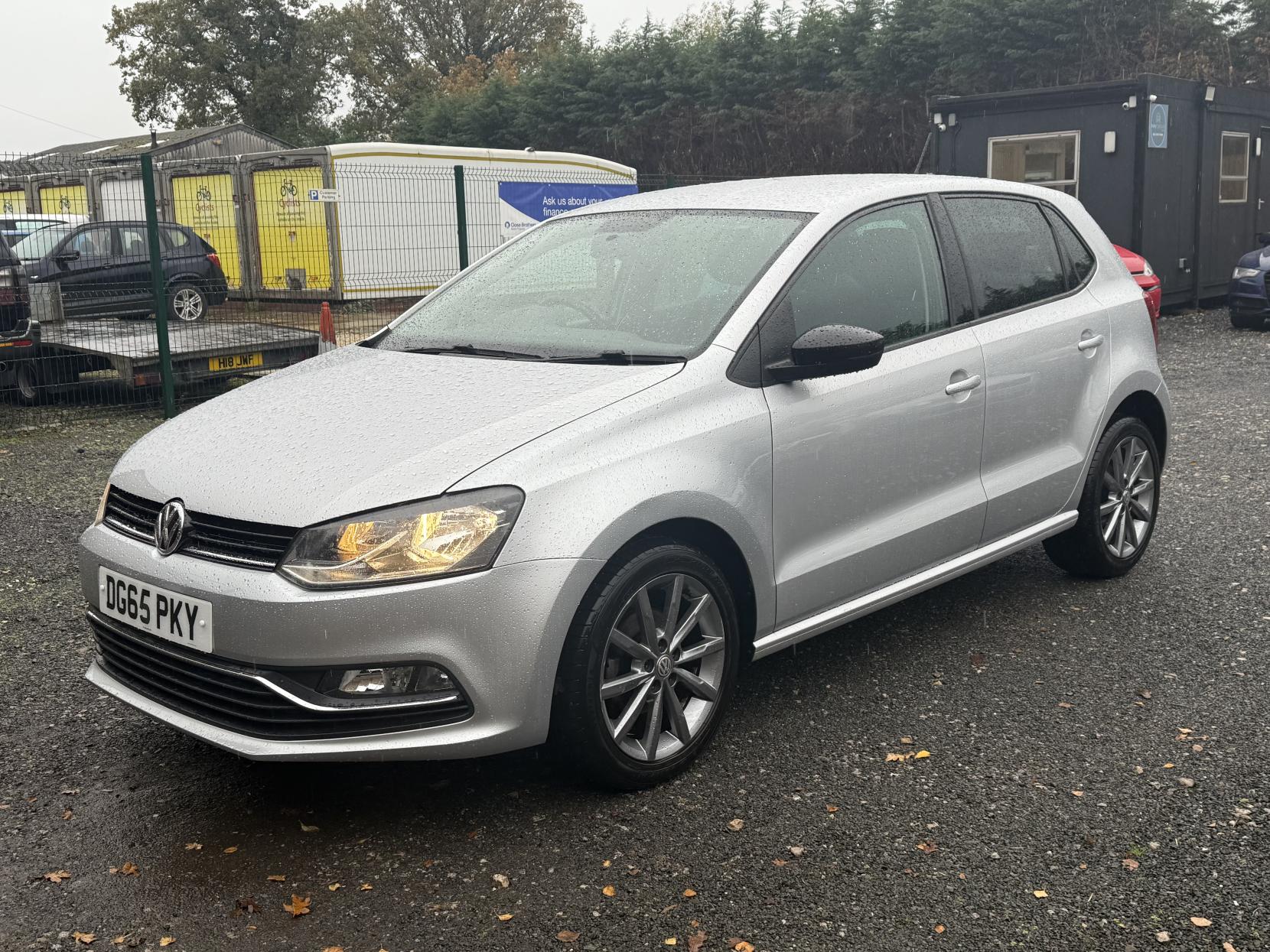 Volkswagen Polo 1.2 TSI BlueMotion Tech SE Design Hatchback 5dr Petrol DSG Euro 6 (s/s) (90 ps)