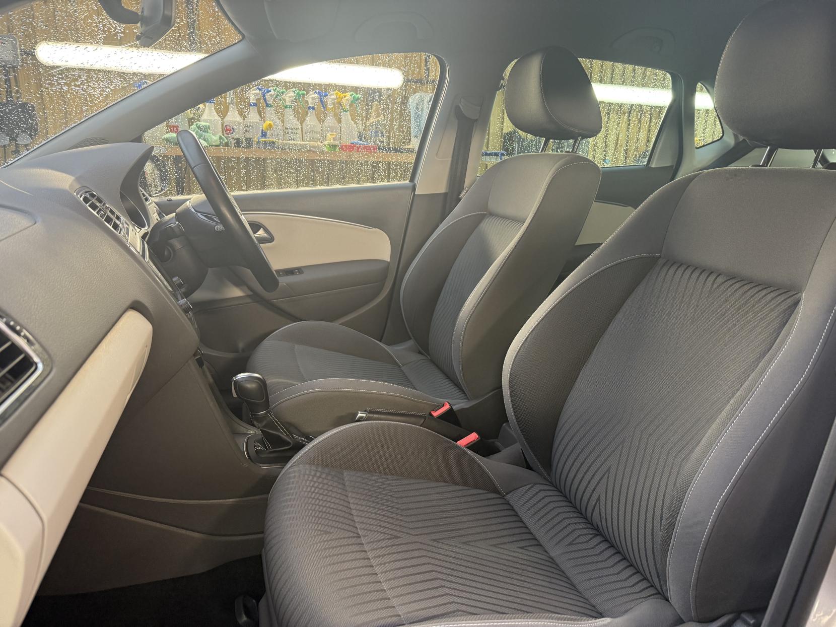 Volkswagen Polo 1.2 TSI BlueMotion Tech SE Design Hatchback 5dr Petrol DSG Euro 6 (s/s) (90 ps)