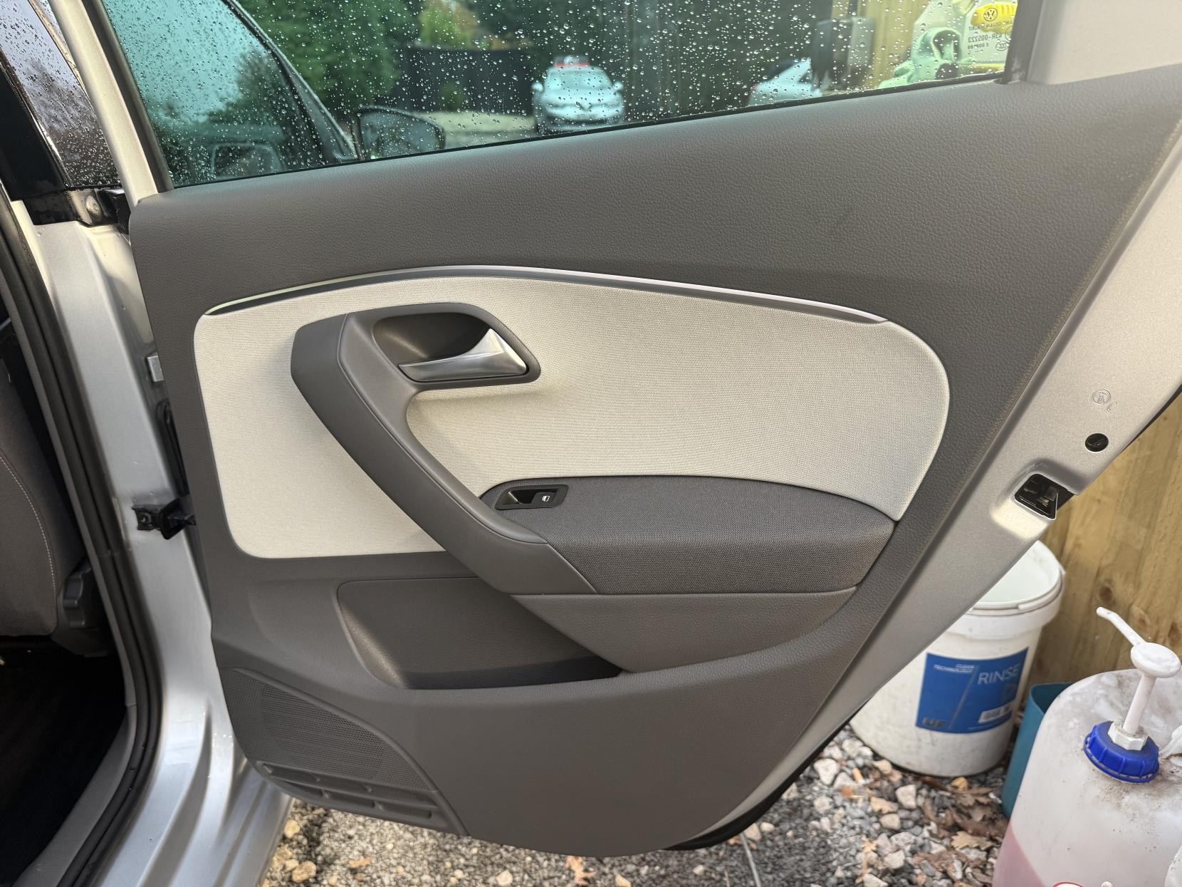 Volkswagen Polo 1.2 TSI BlueMotion Tech SE Design Hatchback 5dr Petrol DSG Euro 6 (s/s) (90 ps)